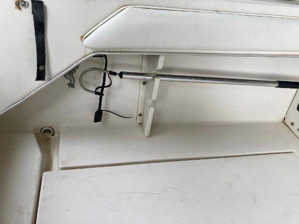1990 Sea Ray Cutty Cabin Laguna - 13