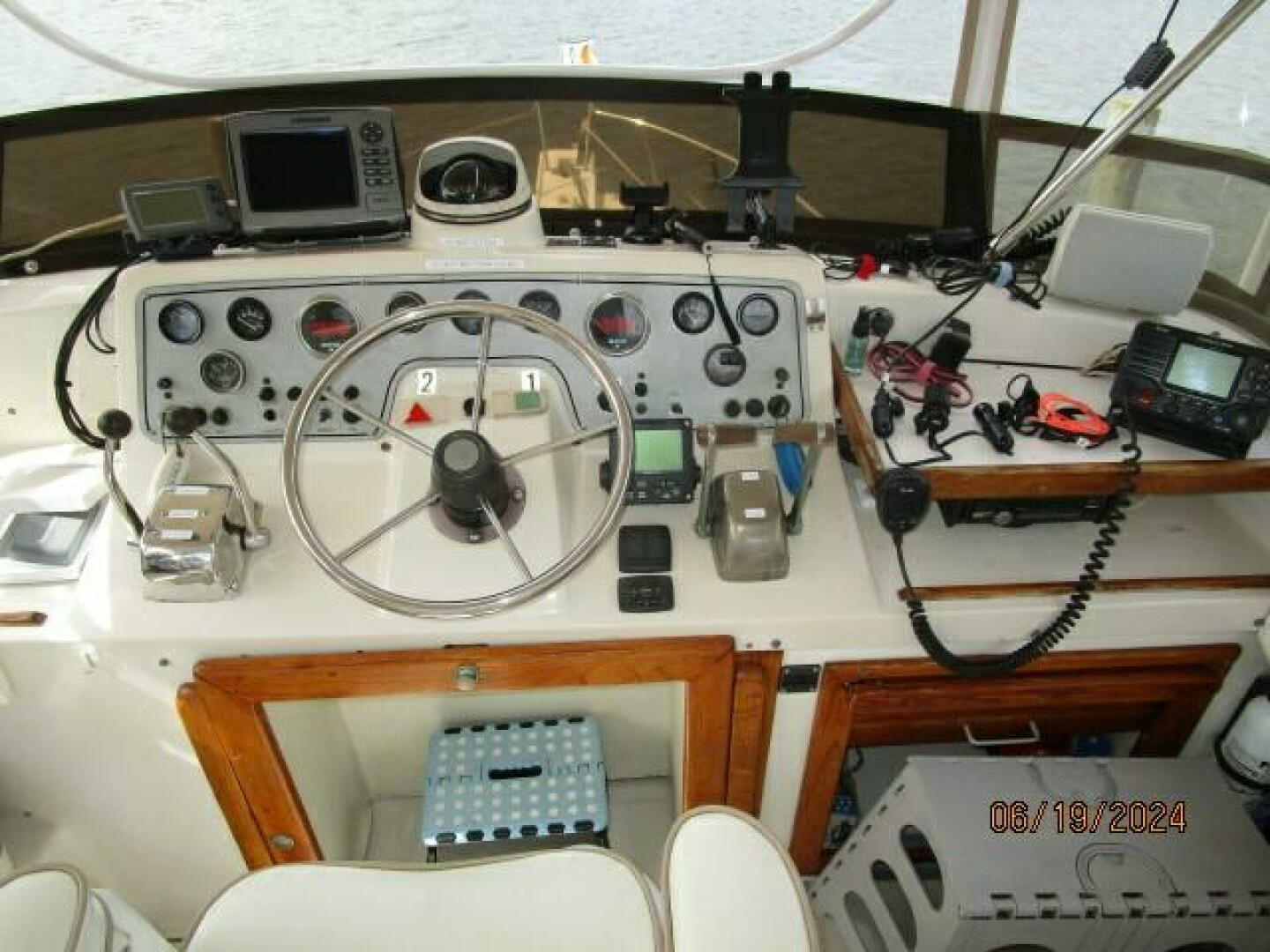 1984 Mainship 40DC - Image 24