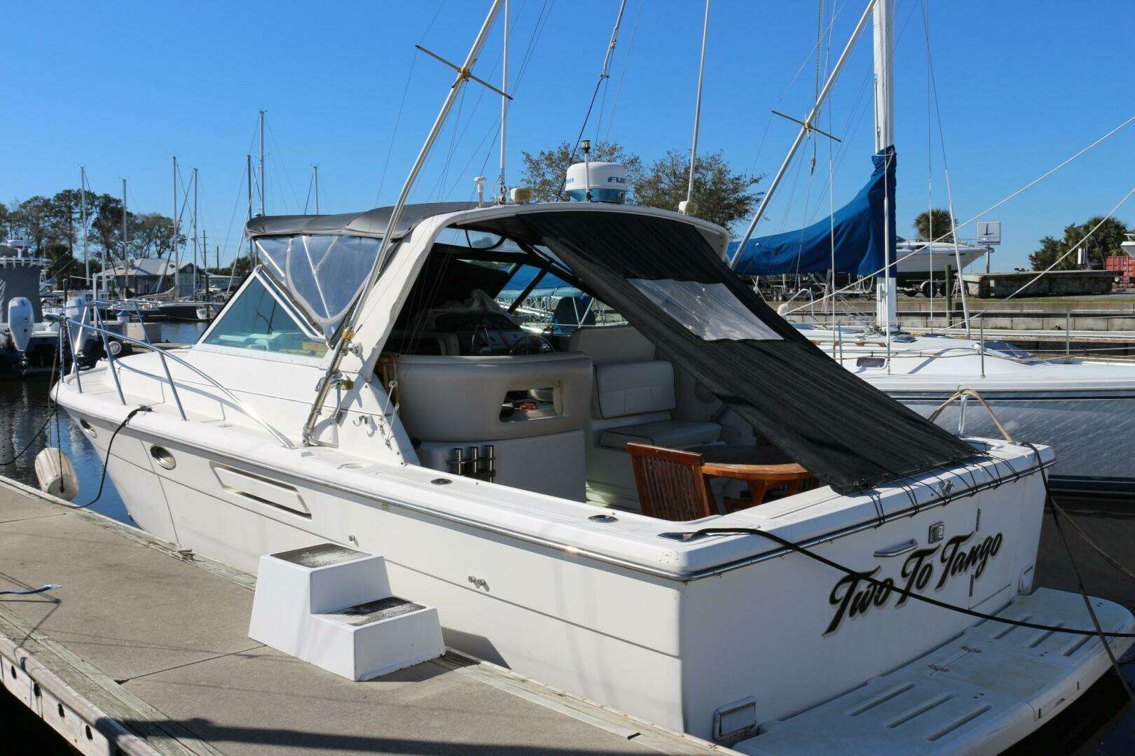1995 Tiara Yachts 3400 Open - Image 18