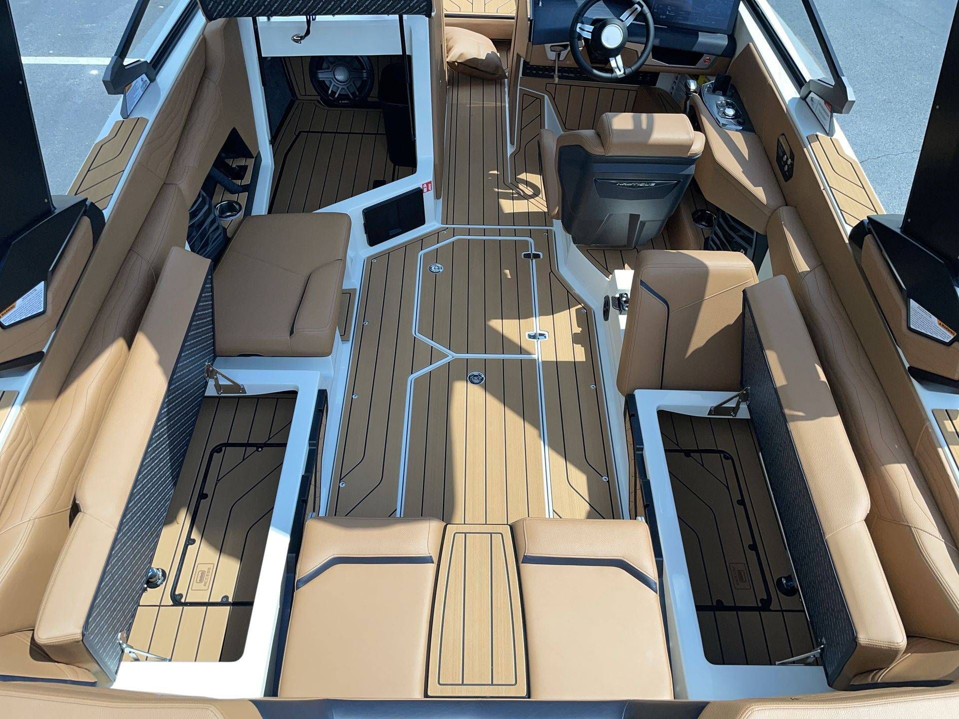2026 Nautique G23 - 27
