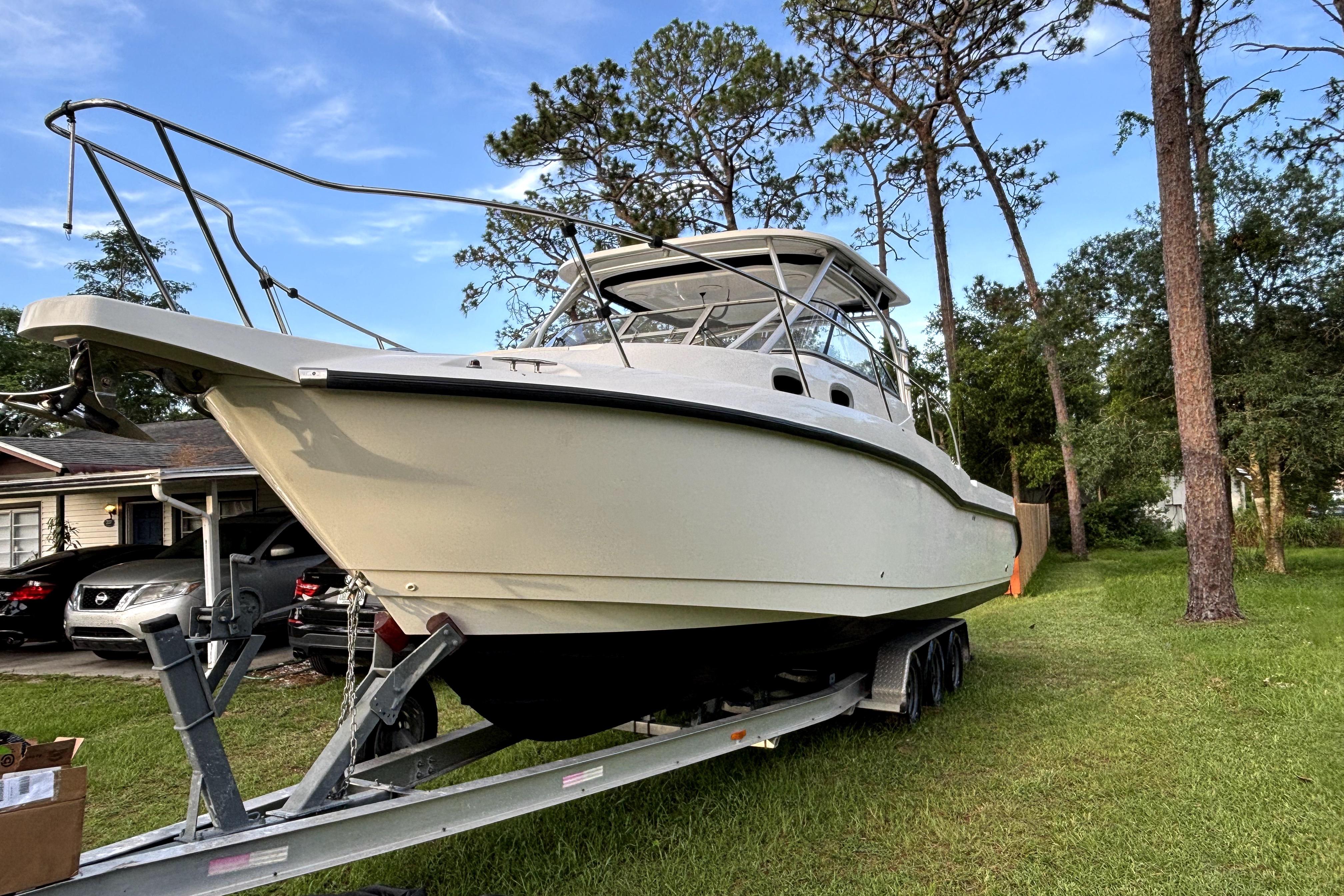 2005 Boston Whaler 305 Conquest