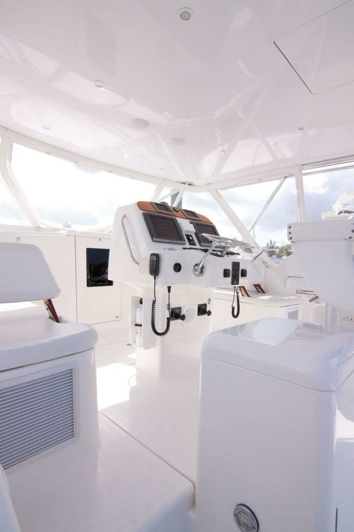 2009 Out Island 38 Custom Express - Image 15