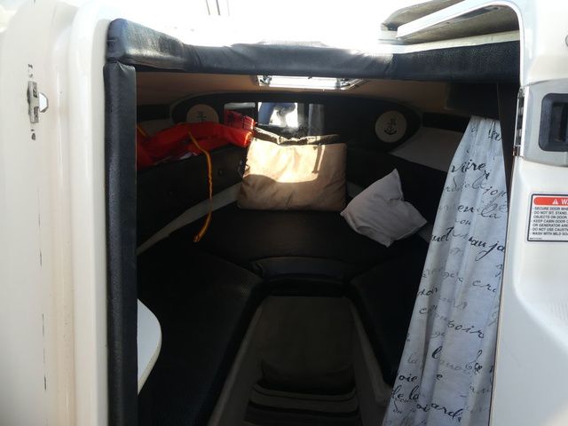 2003 Sea Ray 225 Weekender - 13