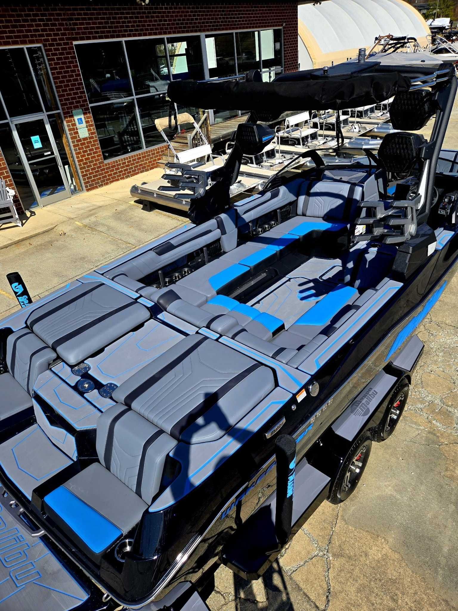 2025 Malibu Wakesetter 25 LSV - 2