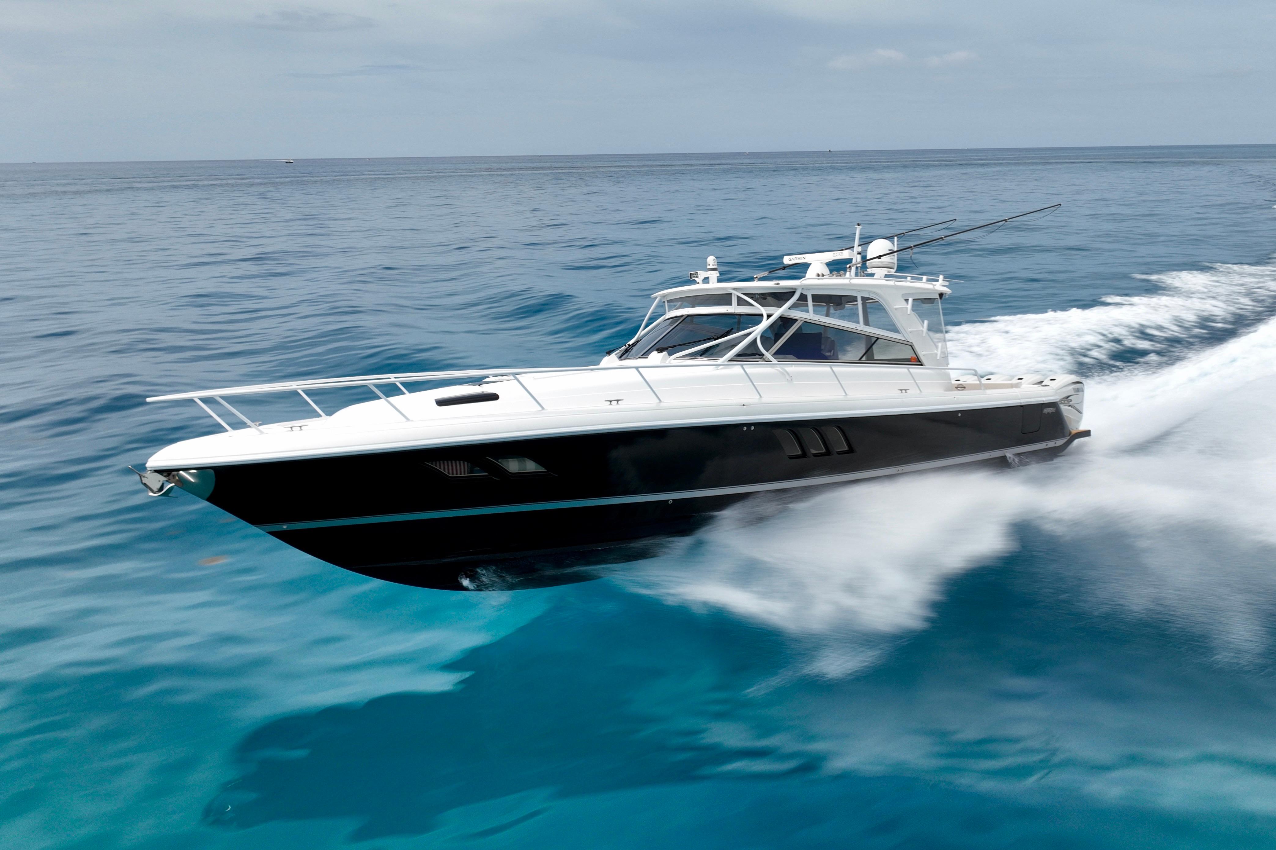 2019 Intrepid 475 Sport Yacht