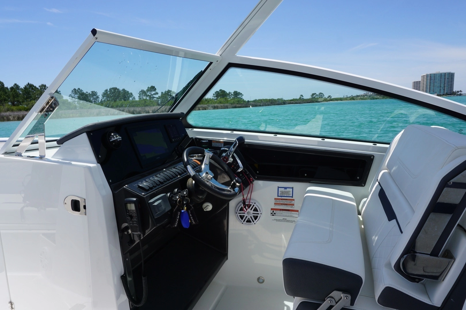 2023 Blackfin 272 DC - Image 9