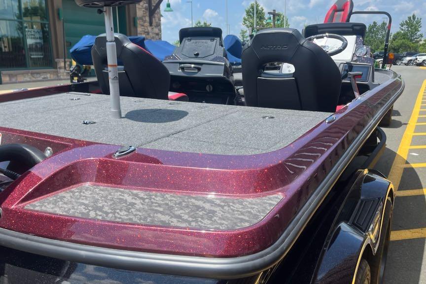 2026 Nitro Z21 XL Pro boat with sleek design and spacious deck.