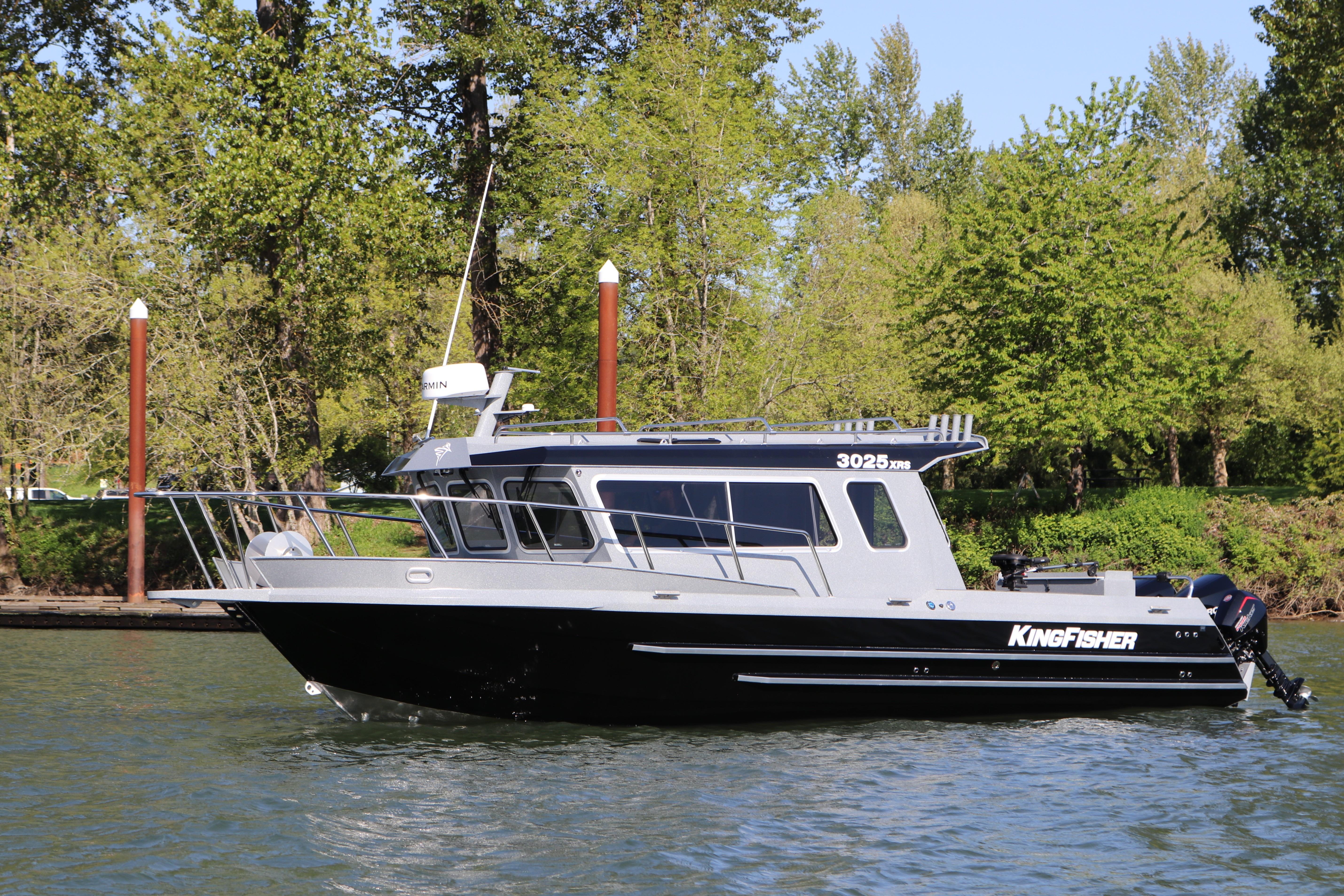 2026 KingFisher 3025 XRS
