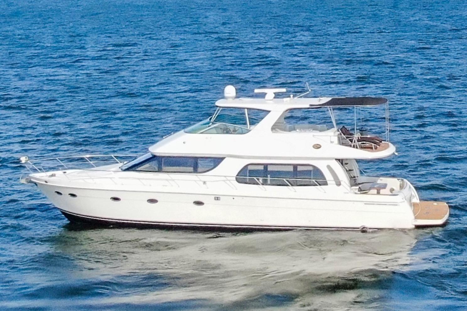 2005 Carver 560 Voyager