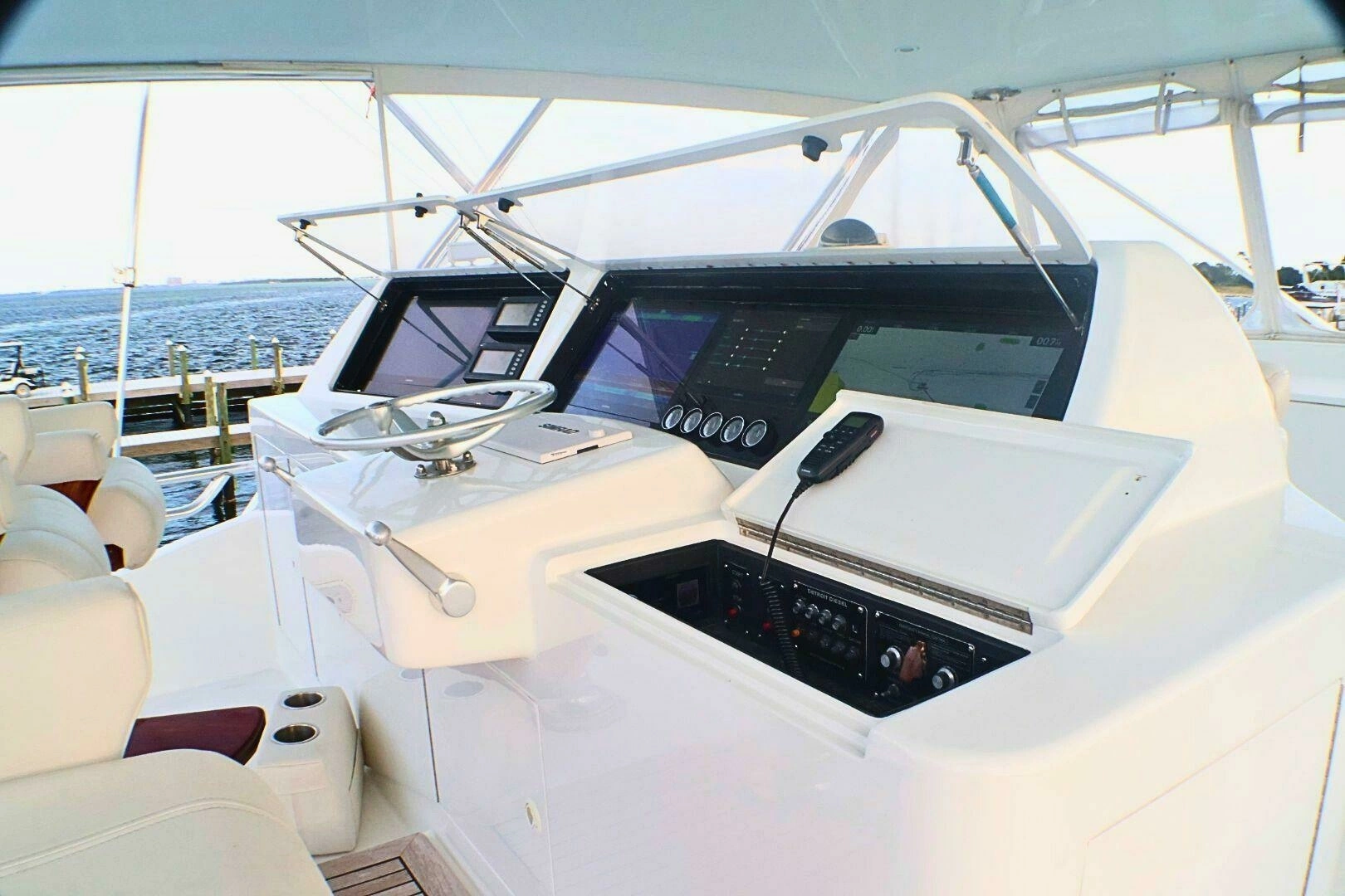 2001 Donzi 73 Sport Yacht - Image 50