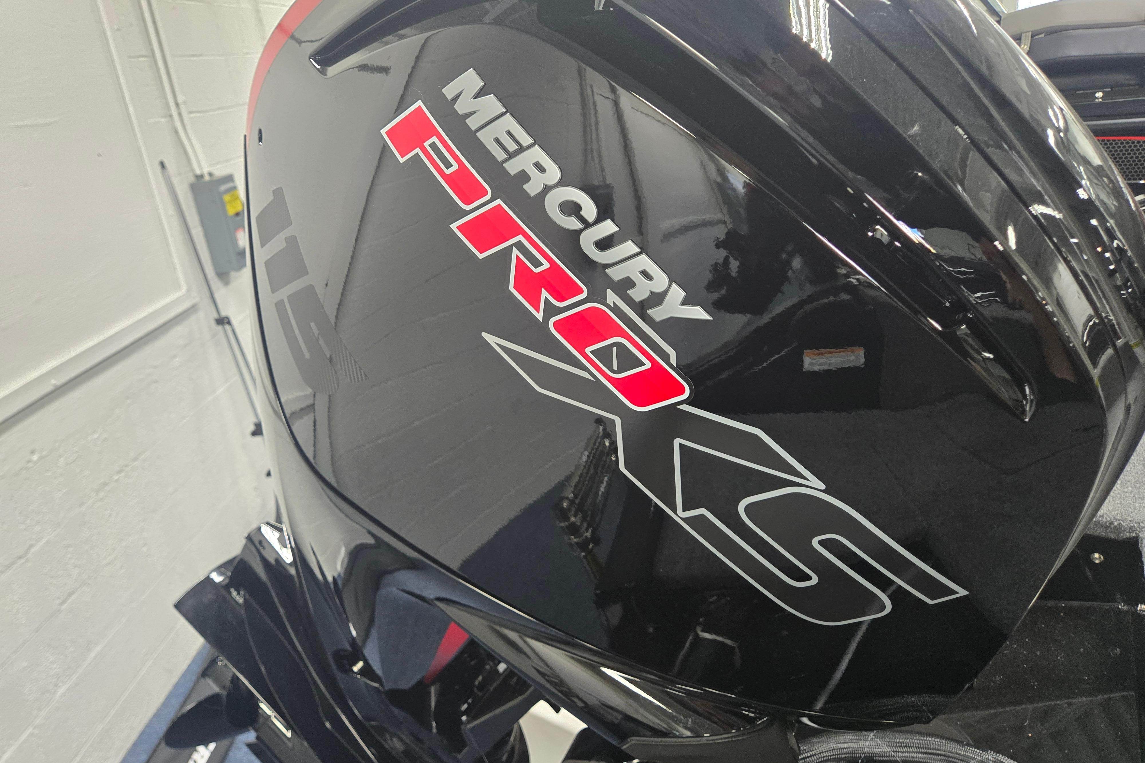 2026 Princecraft Sport 175 MAX with Mercury Pro XS engine, showcasing sleek design.