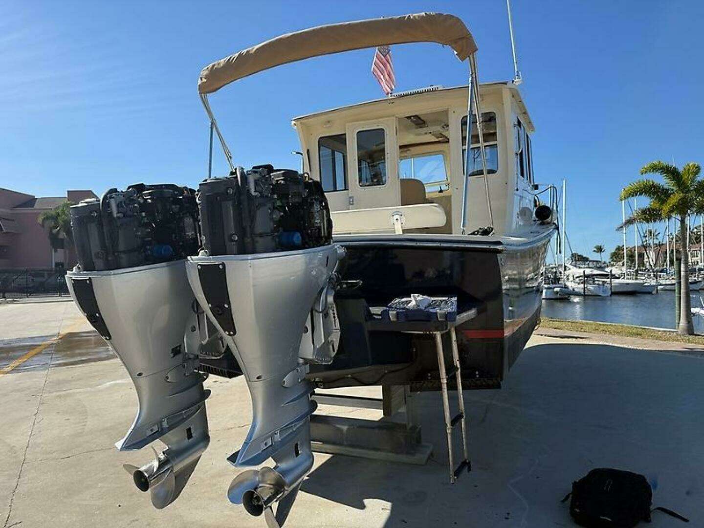 2018 Islander 27 Islander Hardback - Image 49