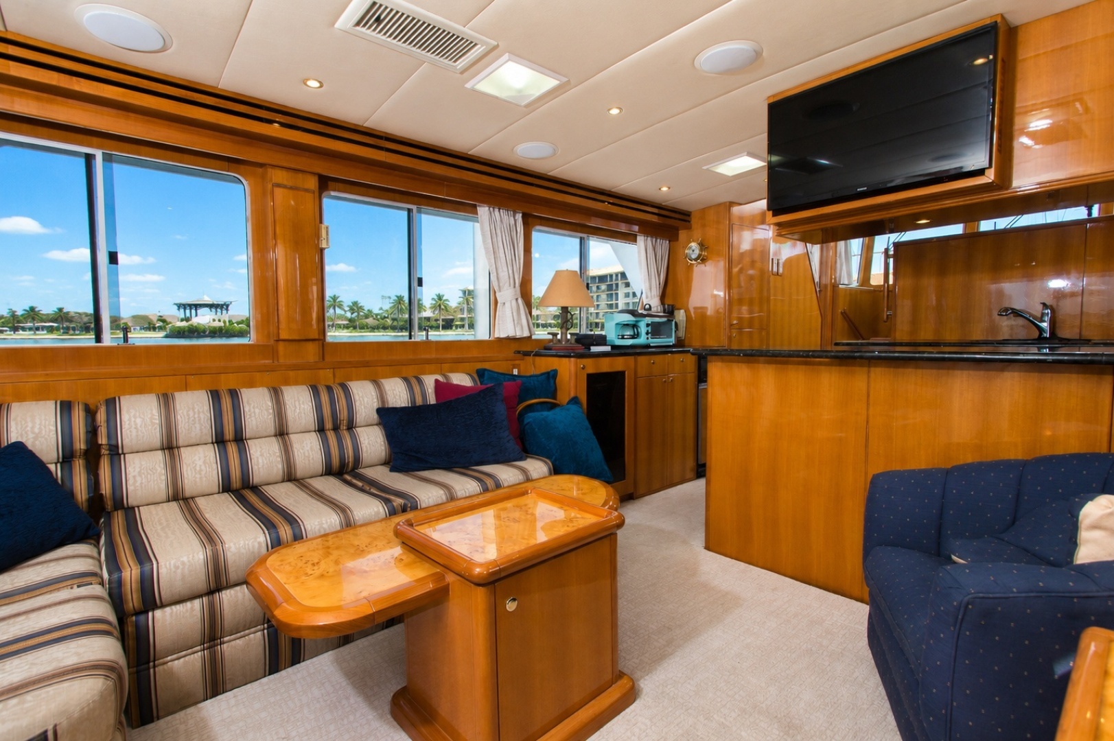 2003 Jefferson 57 Pilothouse - Image 47
