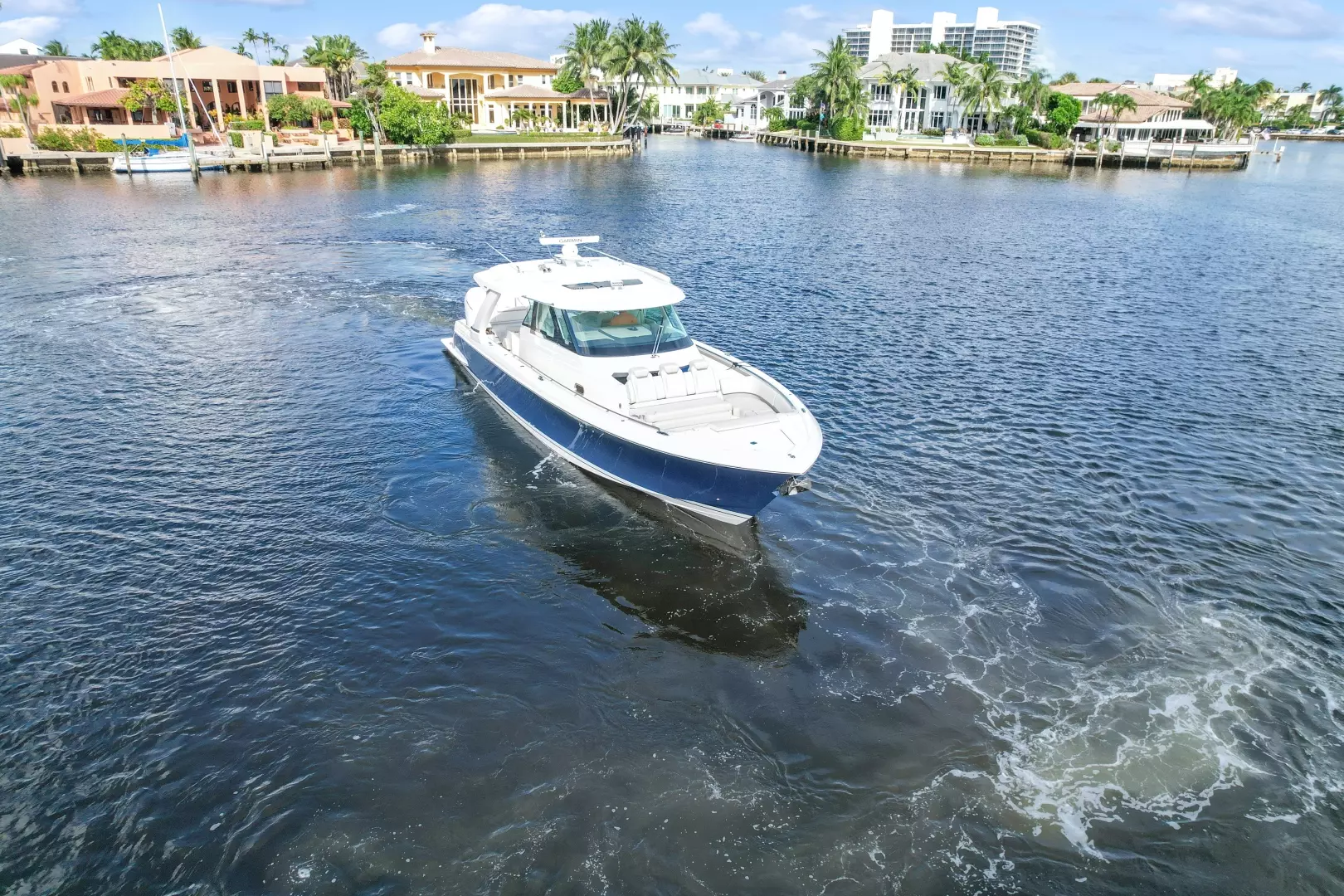 2022 Tiara Yachts — - Image 2