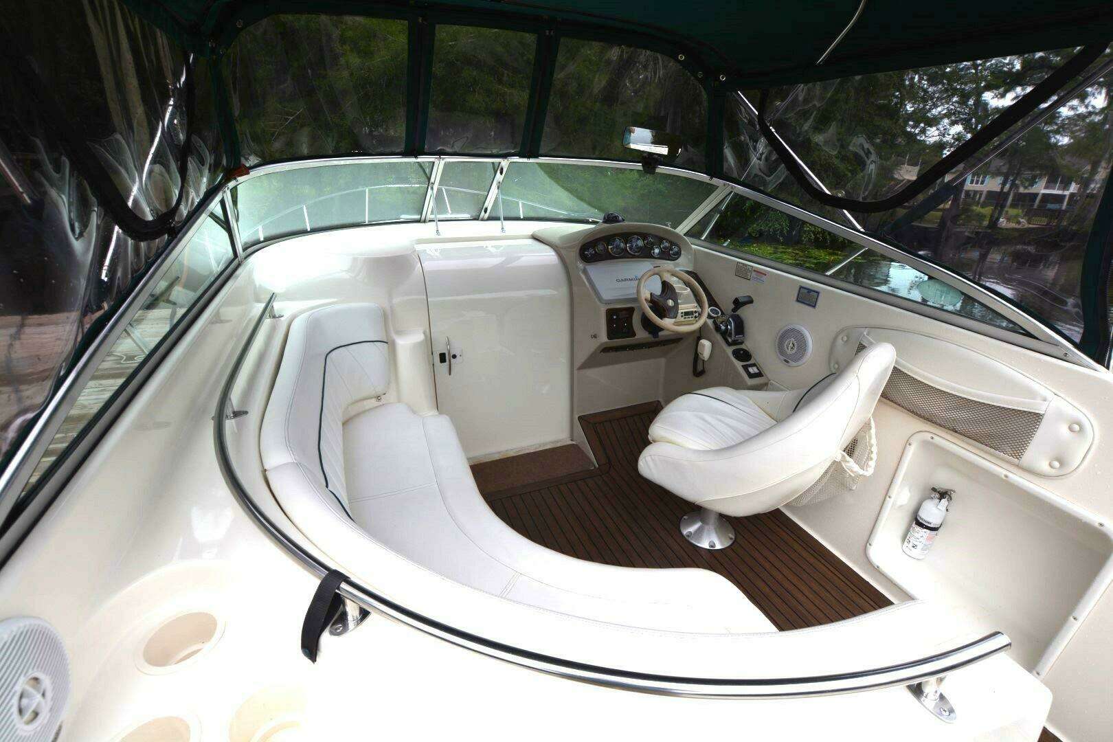 1999 Rinker Fiesta Vee 270 - Image 8