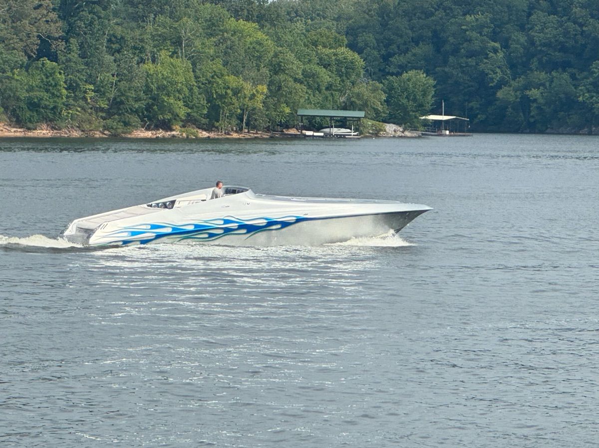 1993 Fountain 47 Lightning - 7