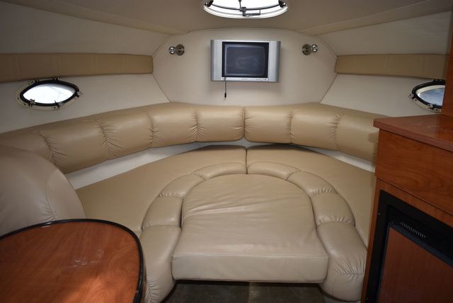 2005 Larson Cabrio 310 - 62