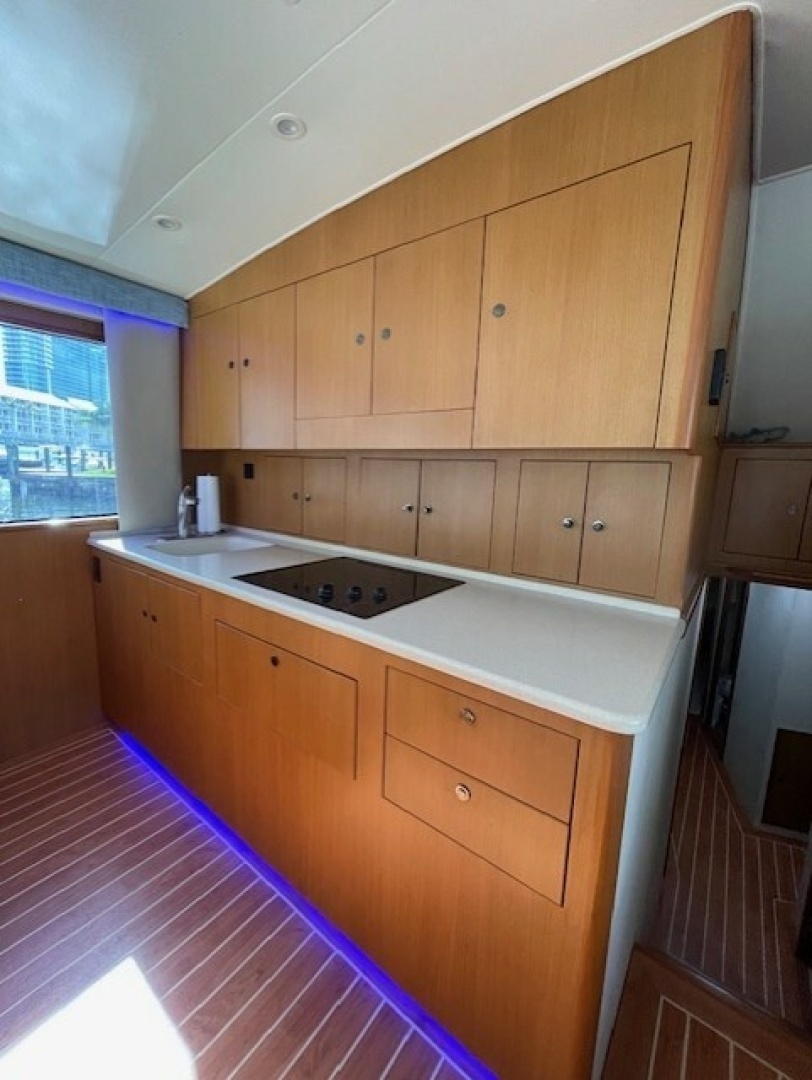 2003 Post Sportfish - Image 43