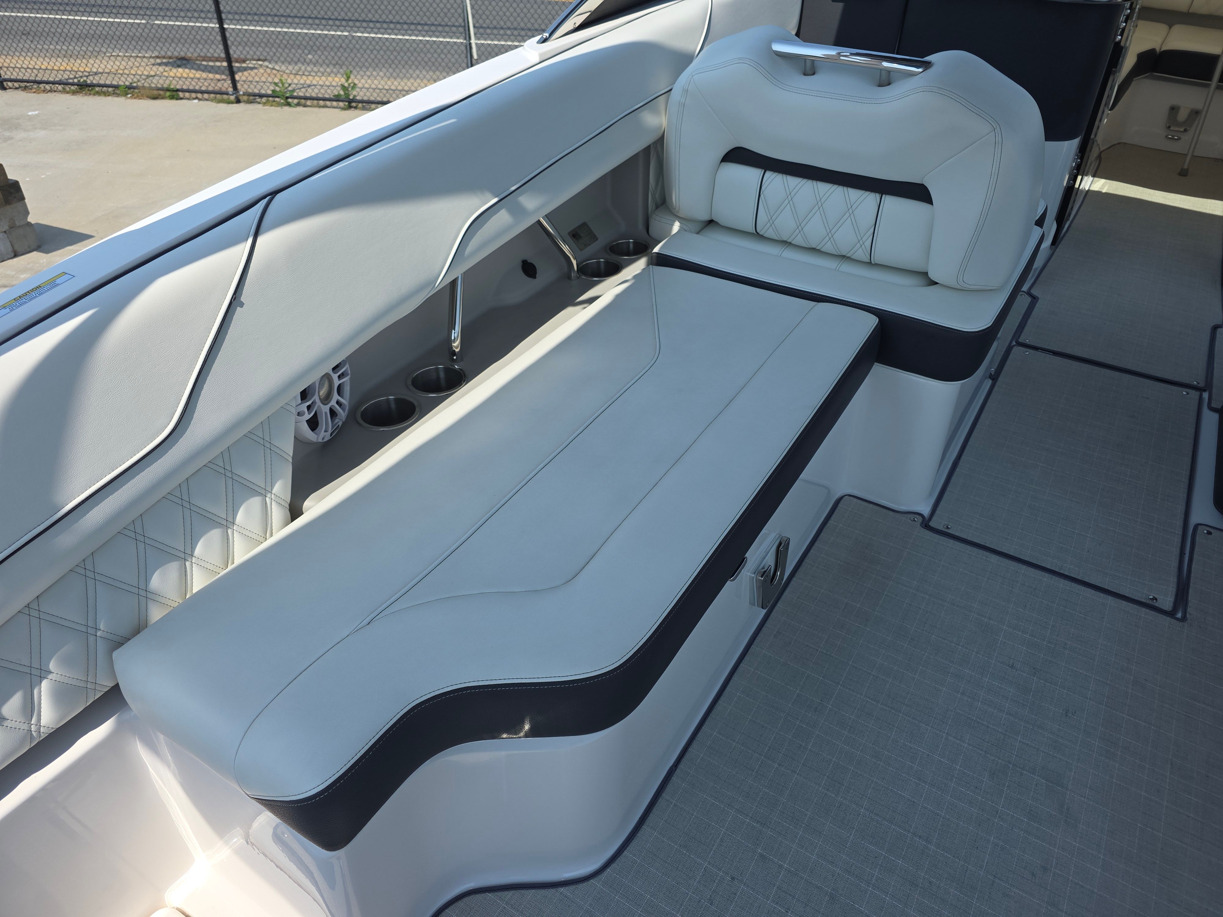 2022 Regal LX6 - 12