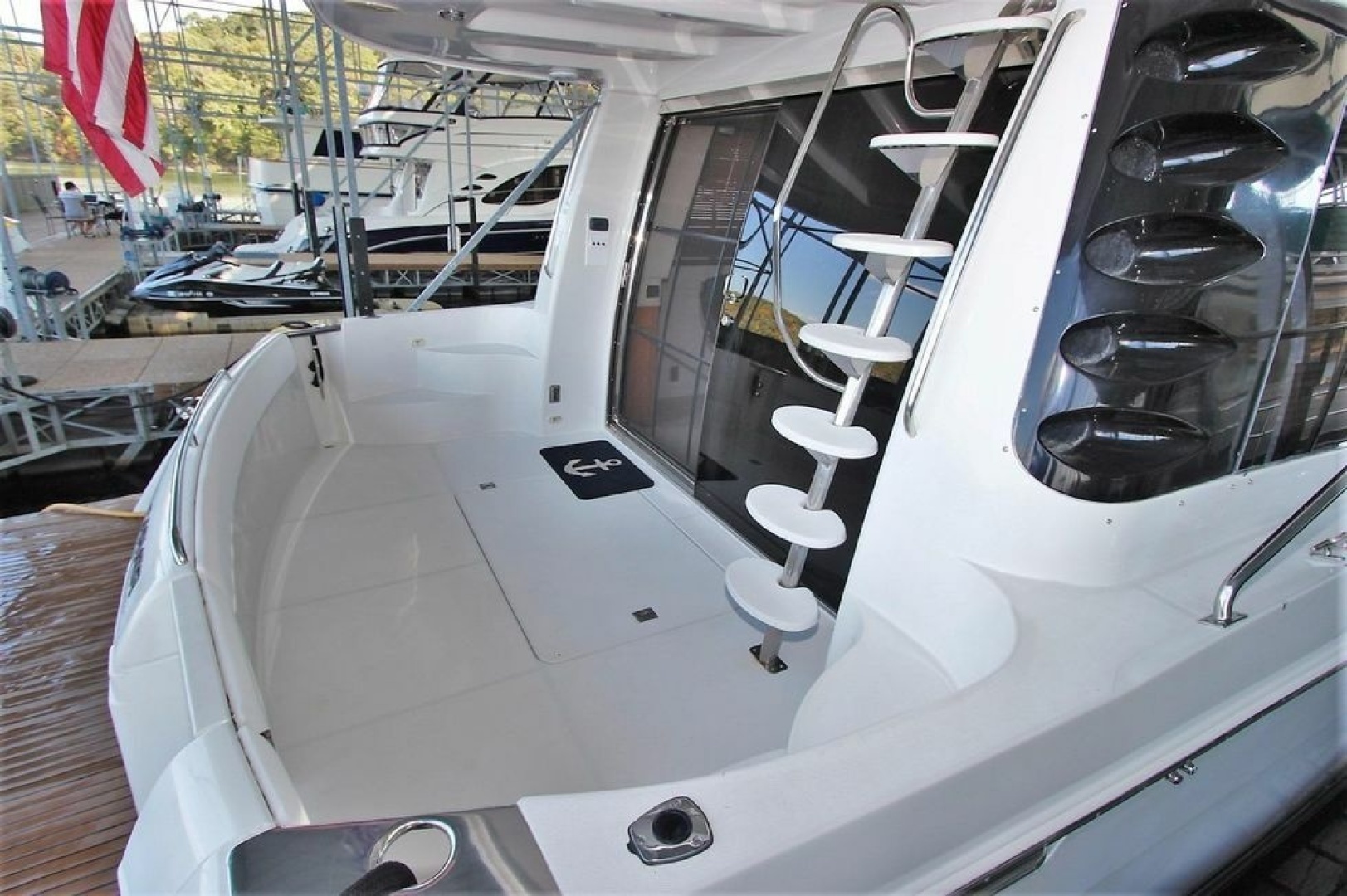 2001 Carver 570 Voyager Pilothouse - Image 17