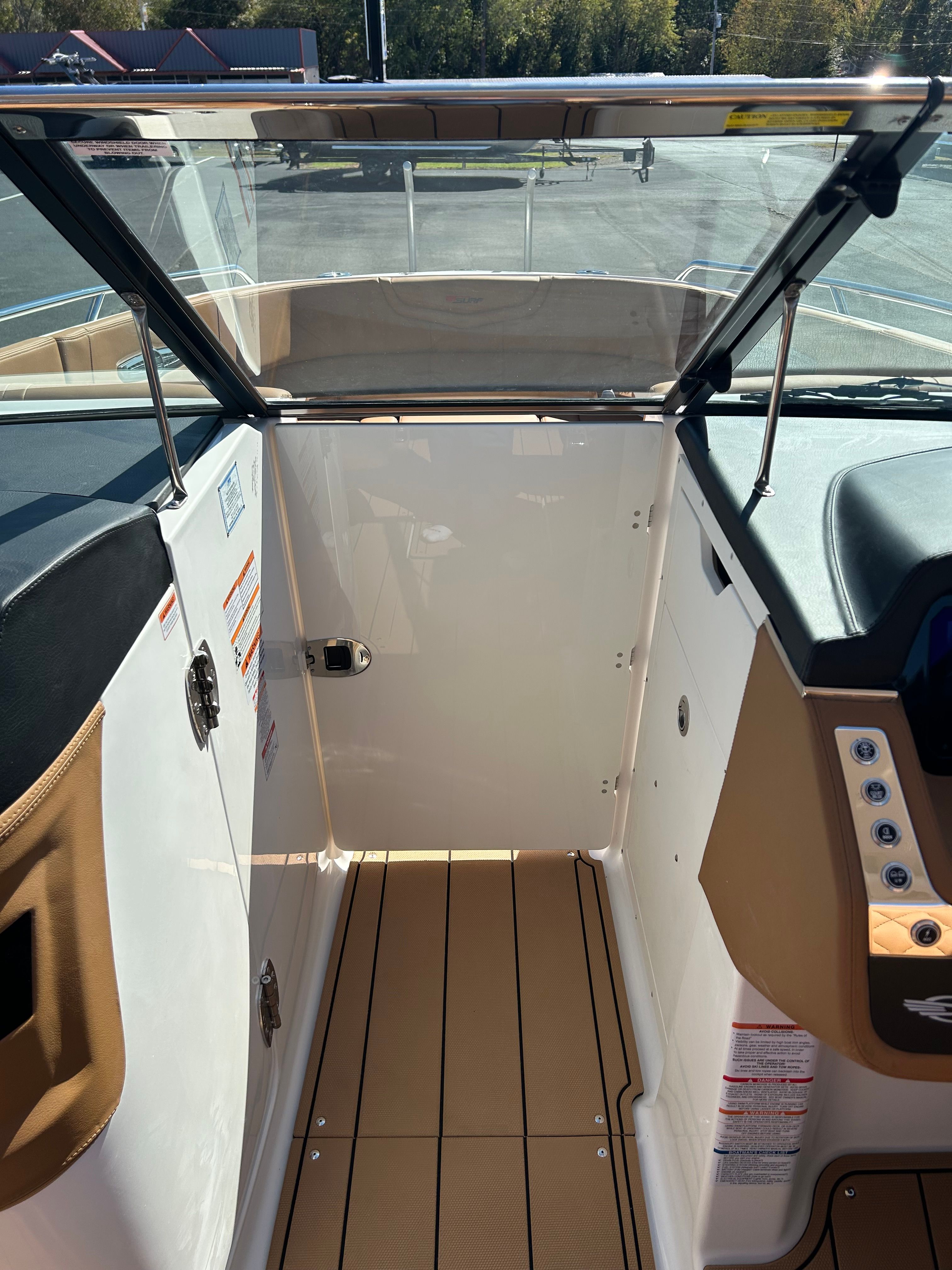 2026 Chaparral 30 Surf - 16