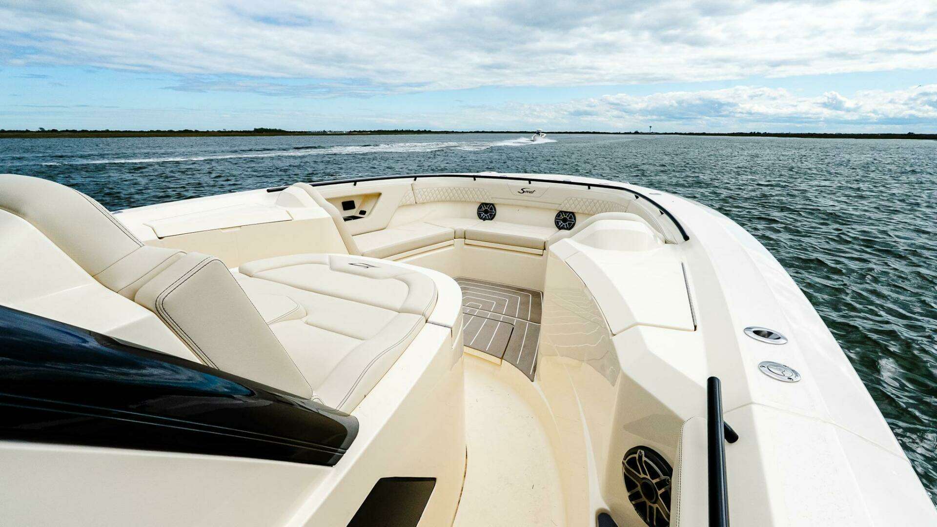2025 Scout 377 LXF - Image 27