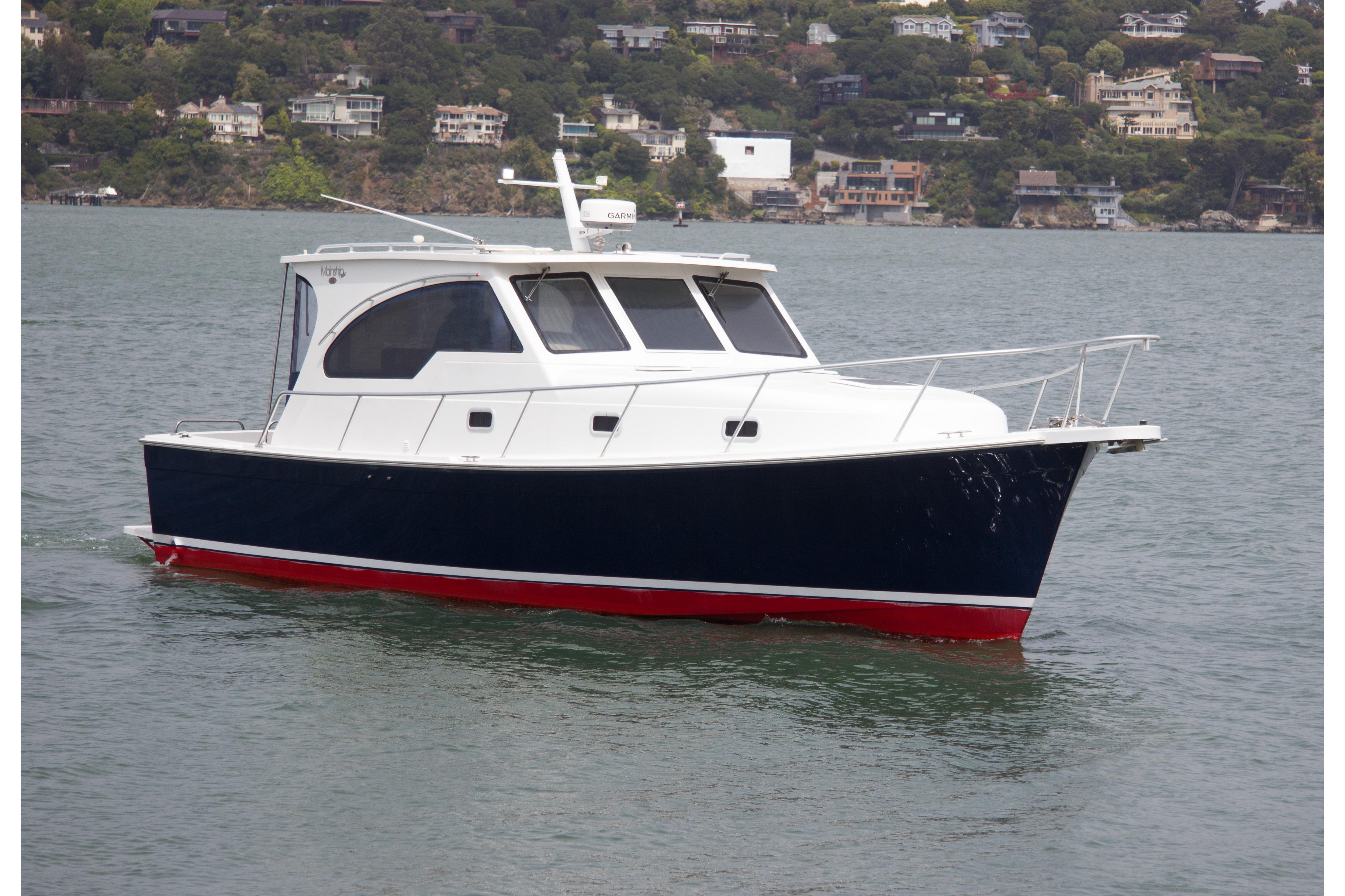 2001 Mainship Pilot 34 Sedan