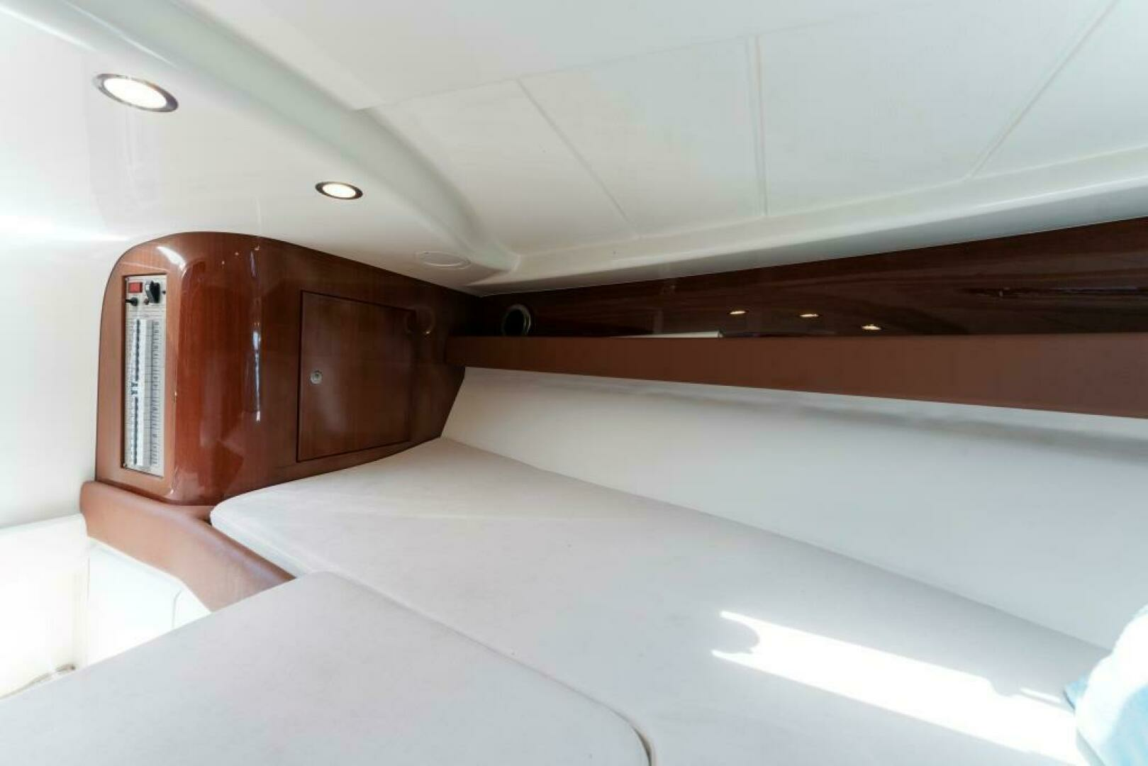 2020 Riva — - Image 23