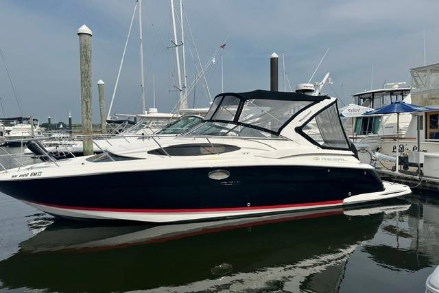 2005 Regal 3360 Window Express
