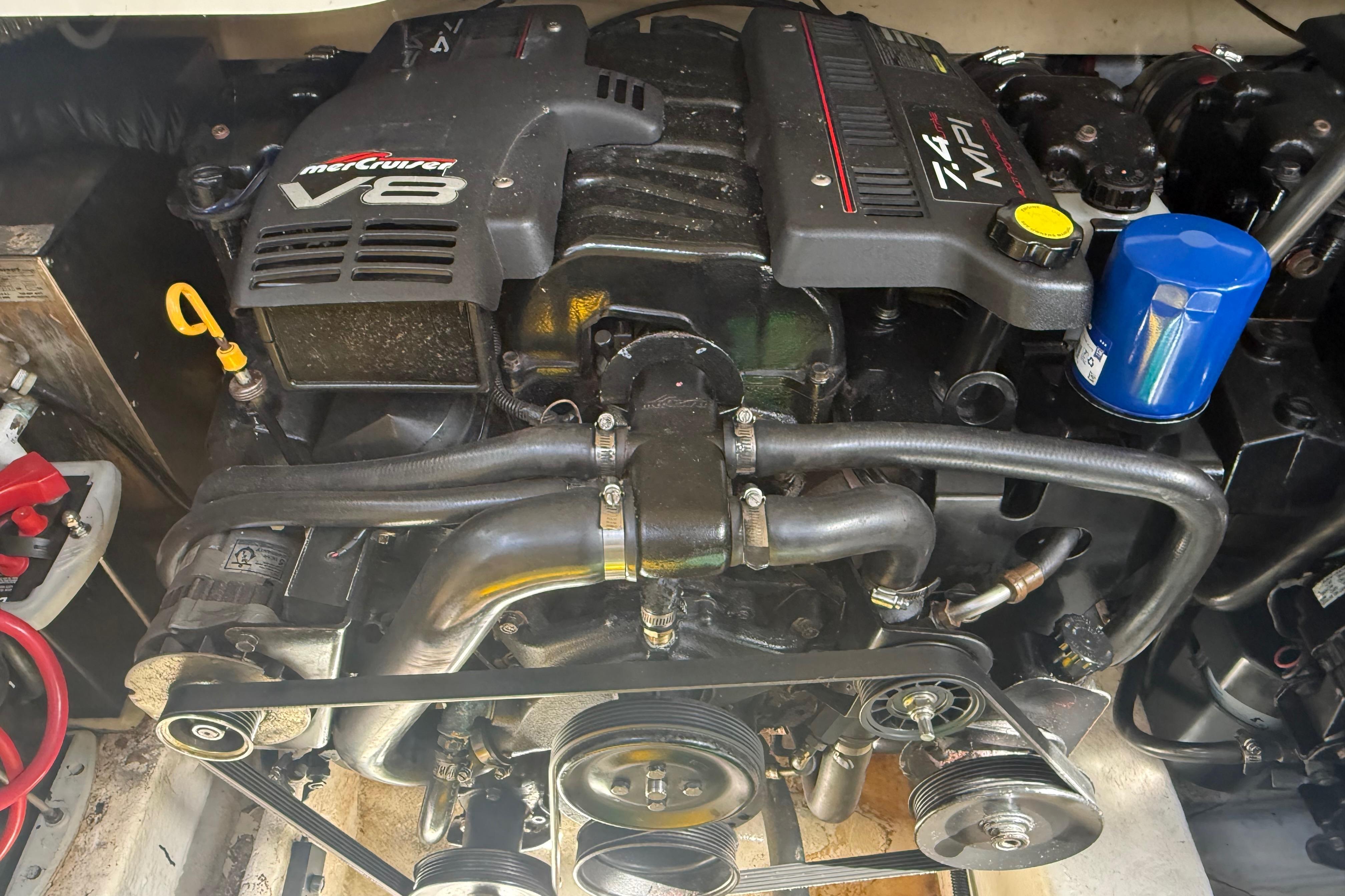 Engine of a 1999 Formula 34 Performance Cruiser with MerCruiser V8.