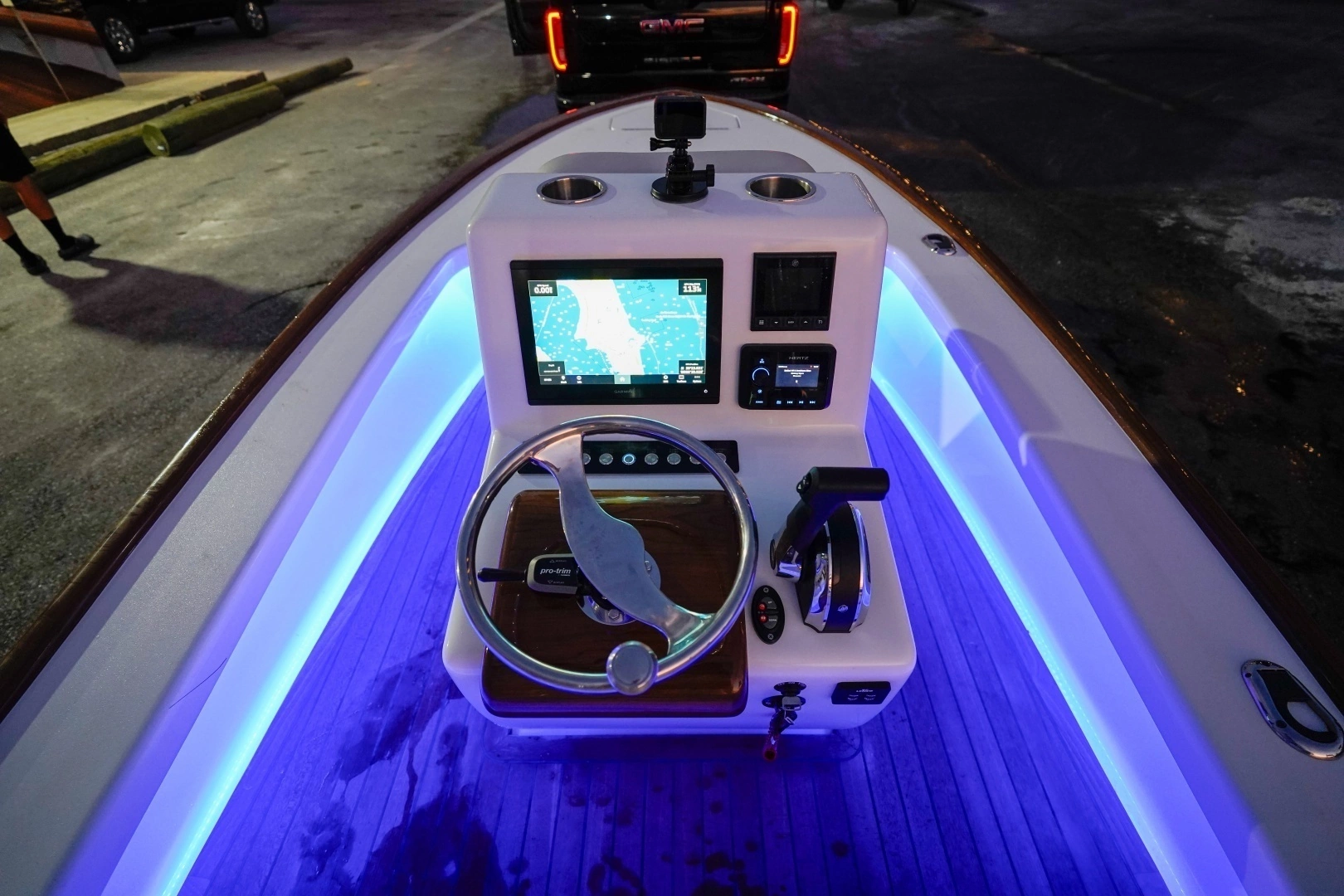 2024 Xcelerator Boatworks 17 Bay - Image 16