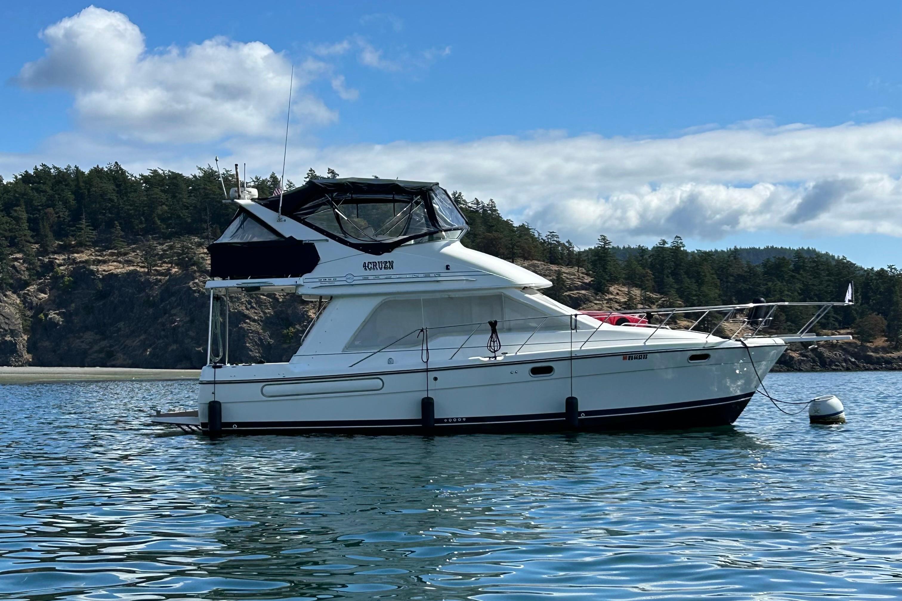 2001 Bayliner 3388 Command Bridge Motoryacht