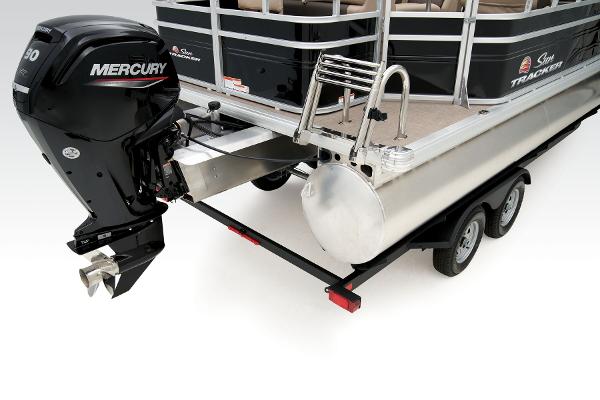Manufacturer Provided Image: Sun Tracker SportFish 20 DLX