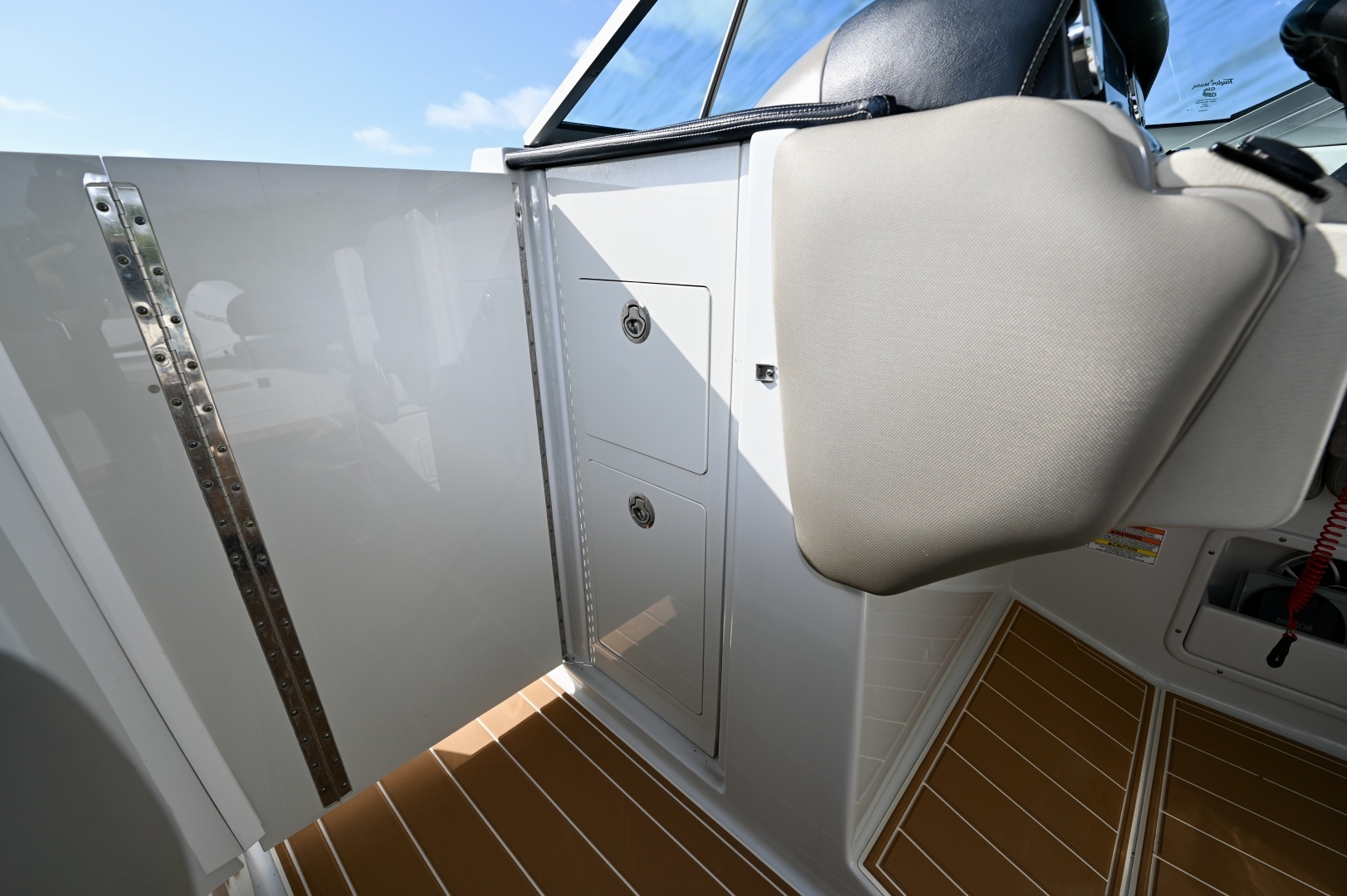 2020 Crownline Eclipse E 305 XS - Image 24