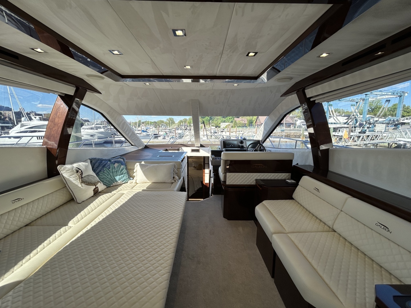 2019 Galeon 550 FLY - Image 11