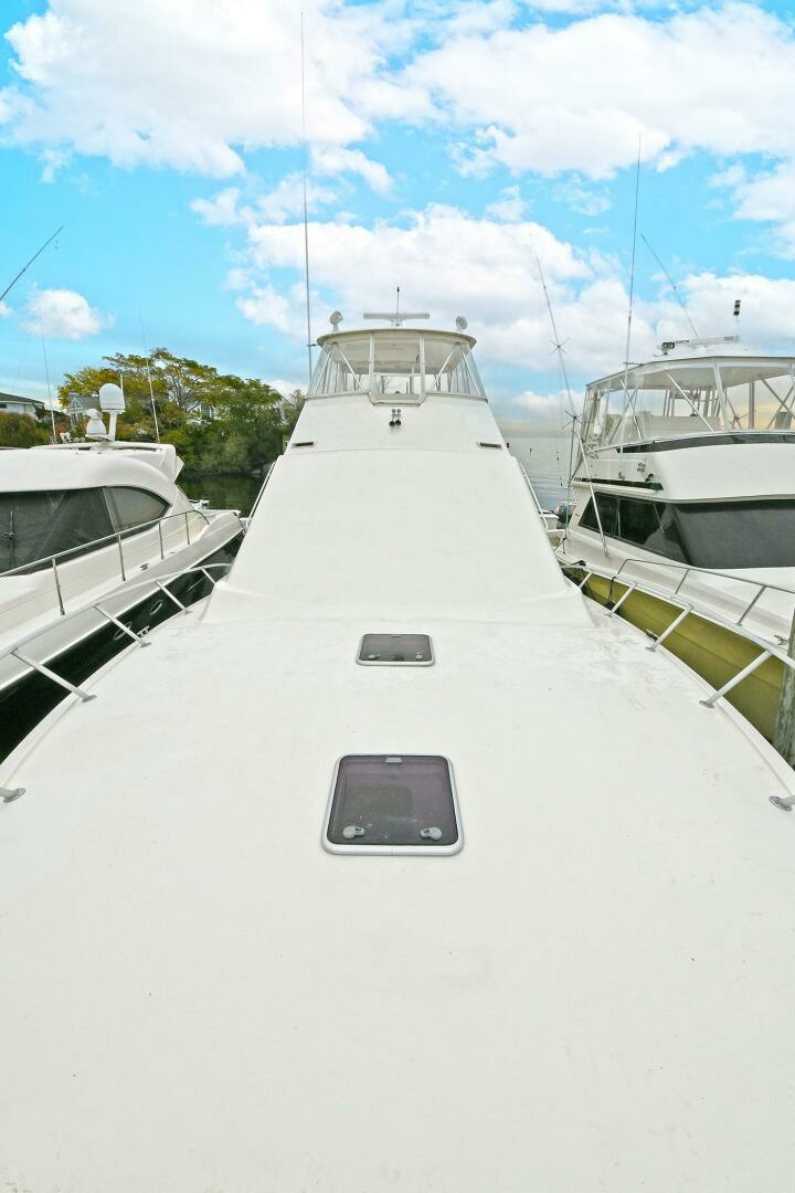 2001 Ocean Yachts 52 Super Sport - Image 29