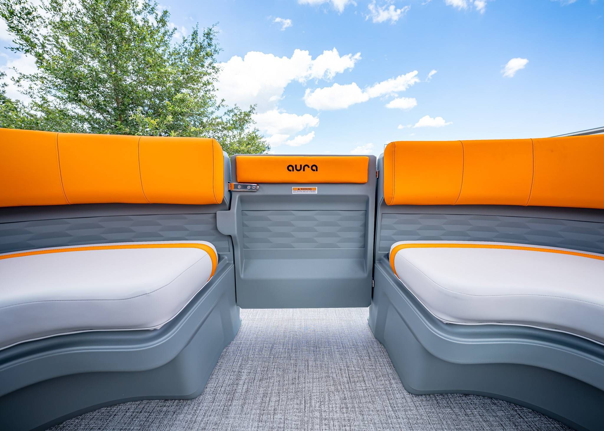 2025 Tahoe Pontoon Aura Quad Lounge - 15