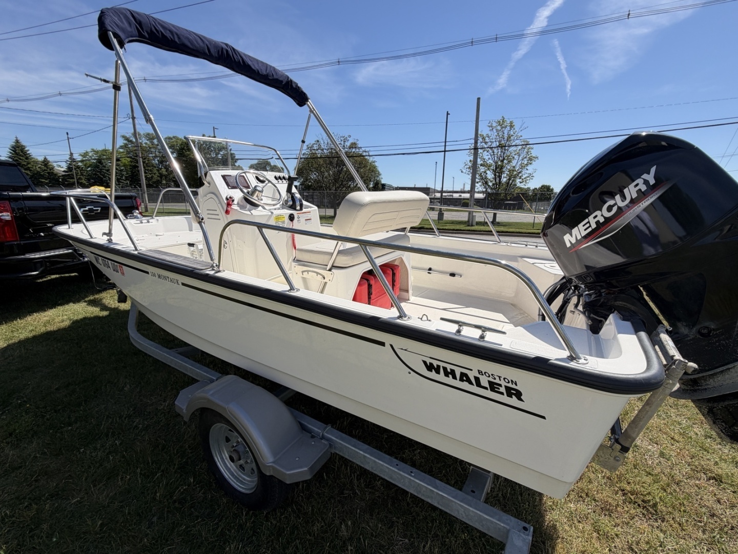 2023 Boston Whaler 150 Montauk - Image 5