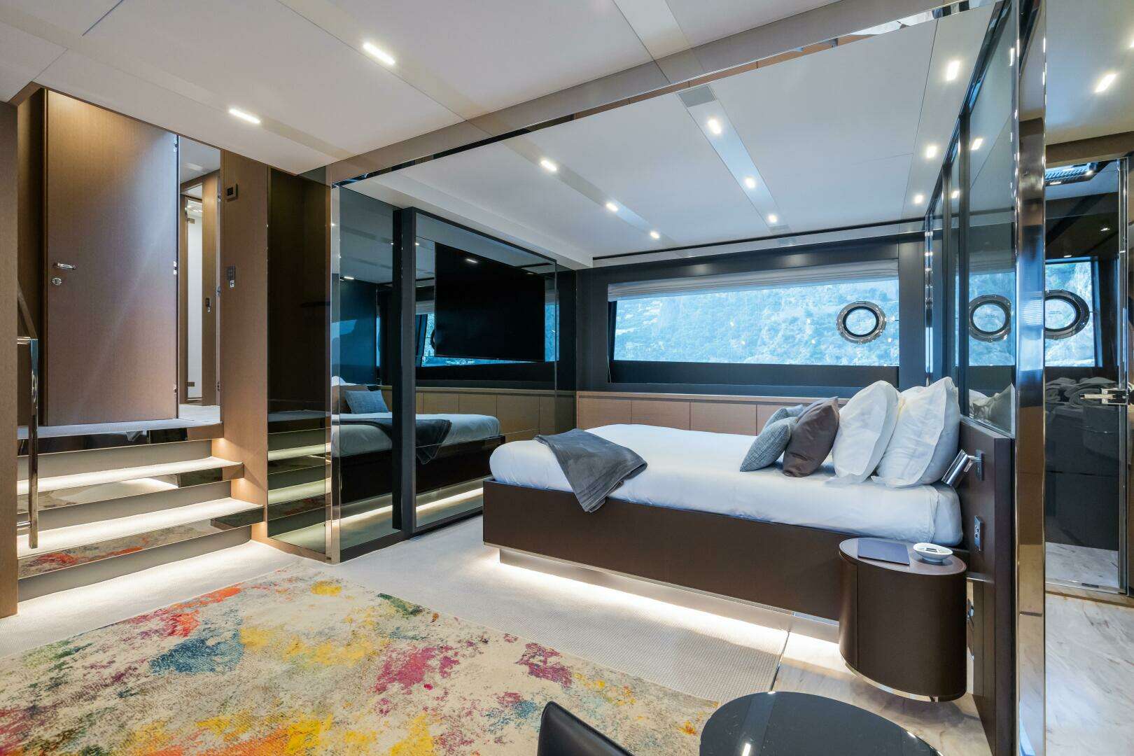 2021 Riva 88 Folgore - Image 17