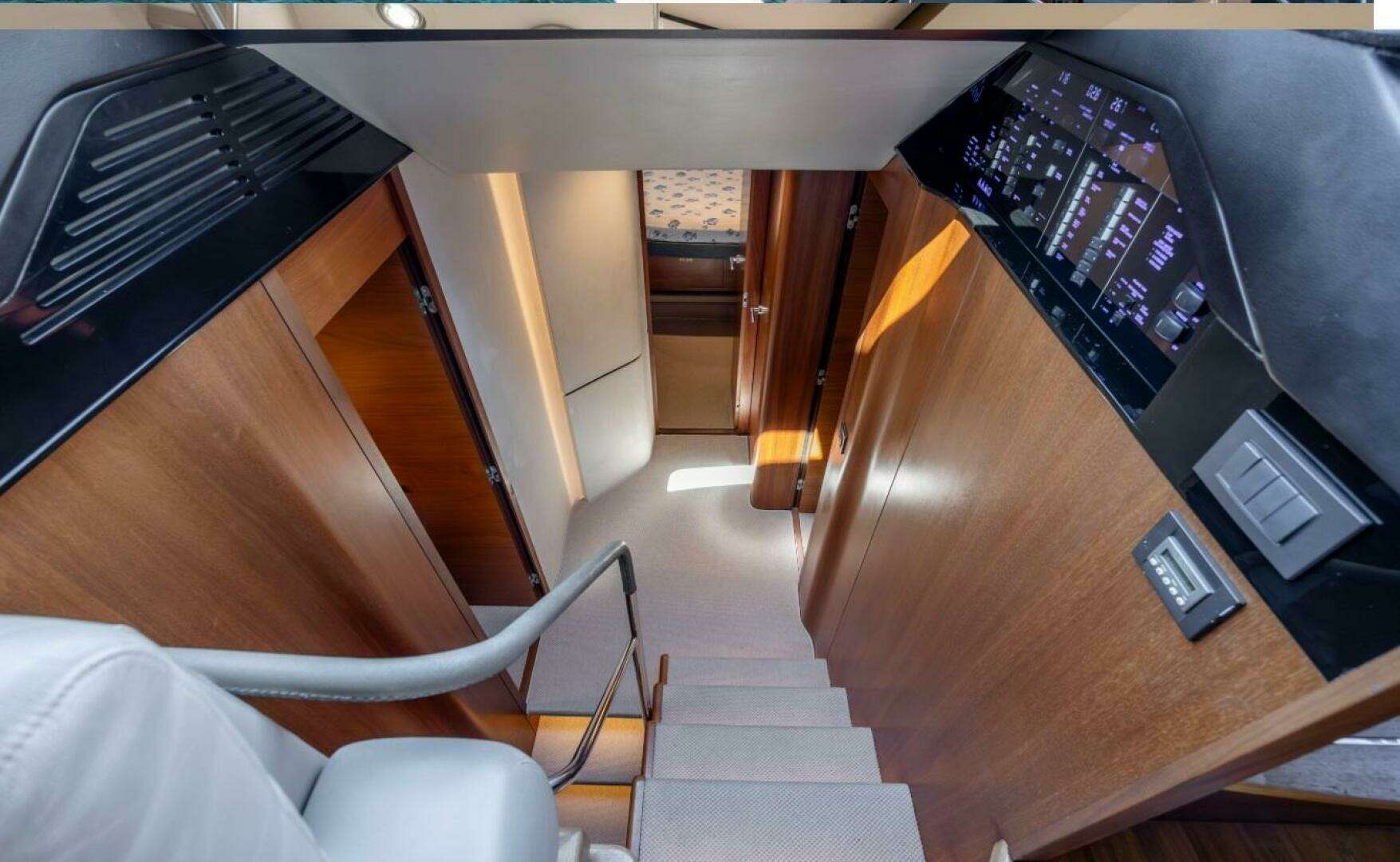 2017 Princess S65 - Image 10