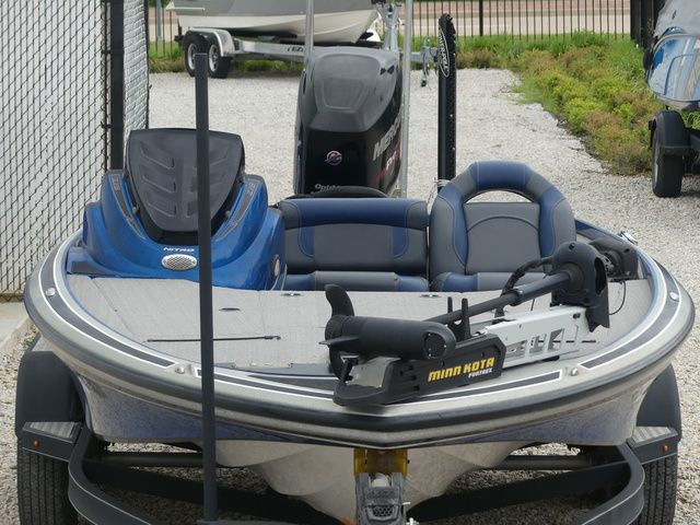 2017 Nitro Z19 - 11