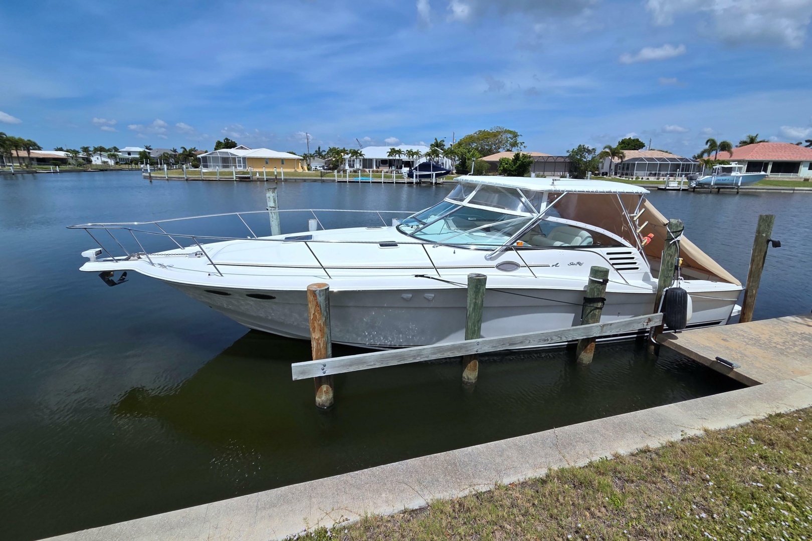 1997 Sea Ray 370 Express Cruiser - Image 70