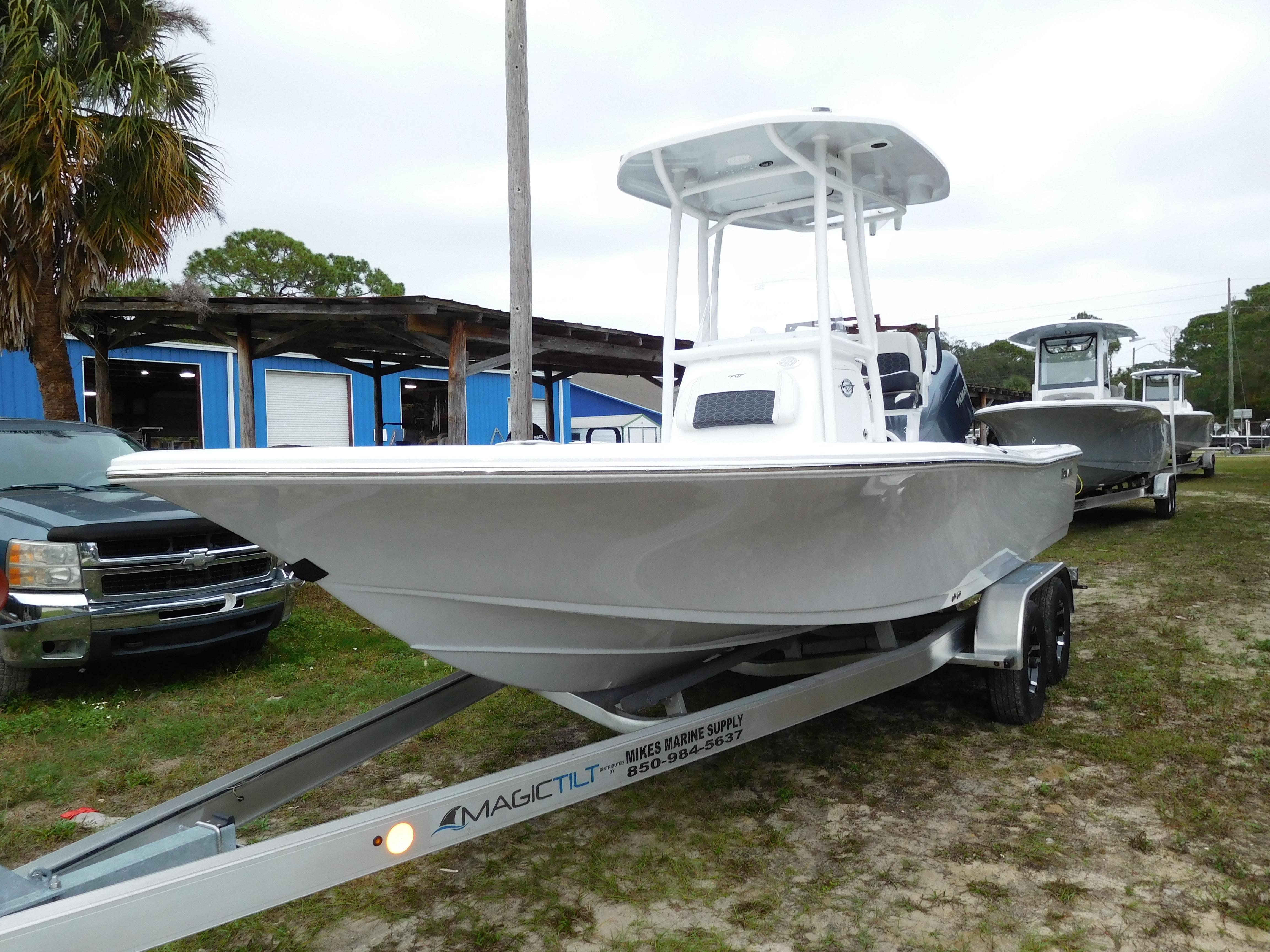 2025 Tidewater 2210 Carolina Bay