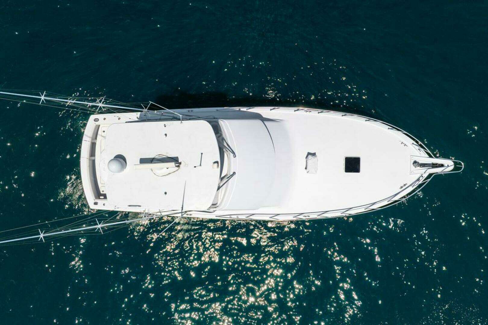2005 Hatteras 50 Convertible - Image 2