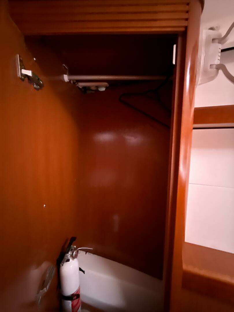 2012 Beneteau 43 - Image 89