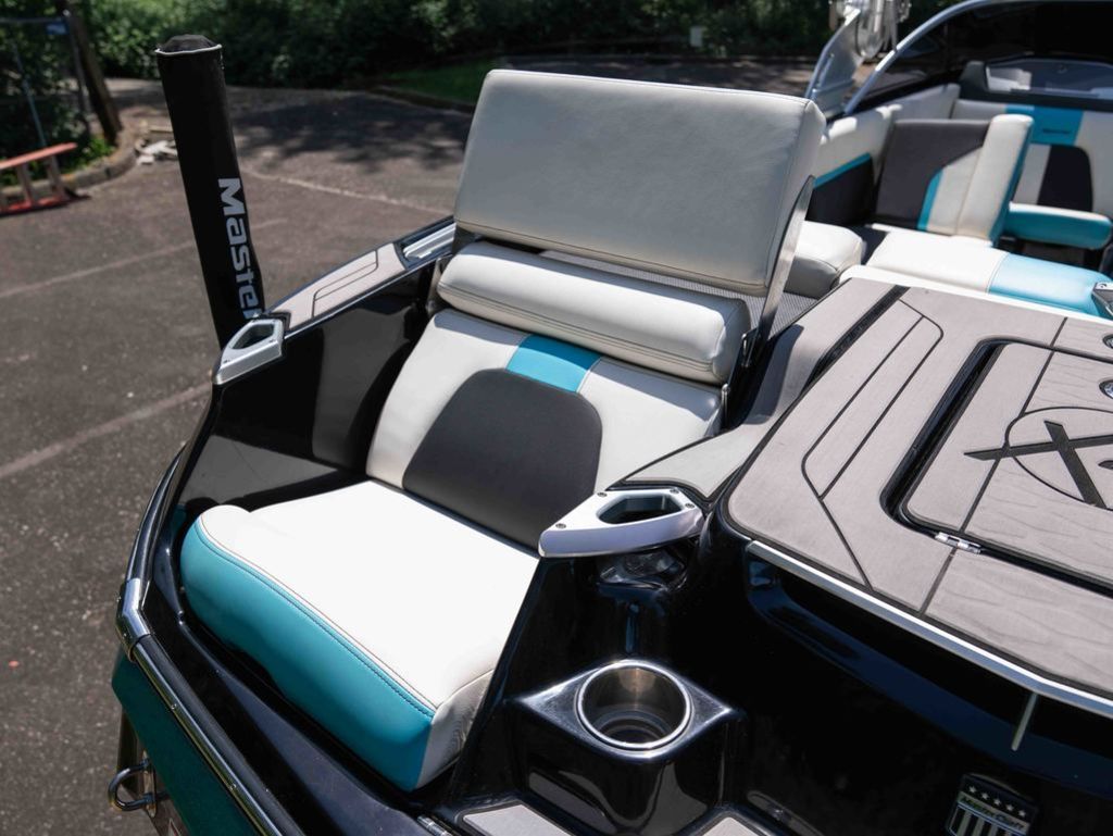 2019 MasterCraft X24 - 4