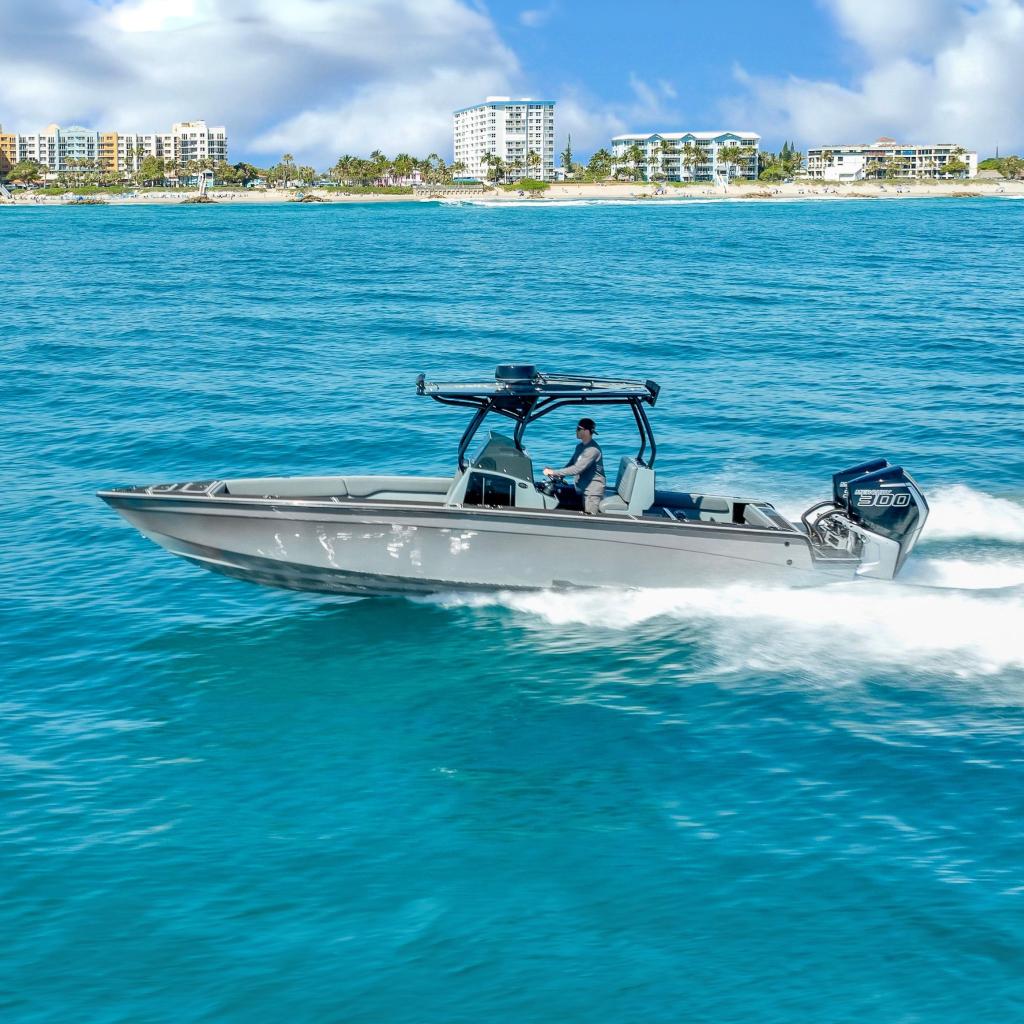 2021 Concept 30' Open Deck