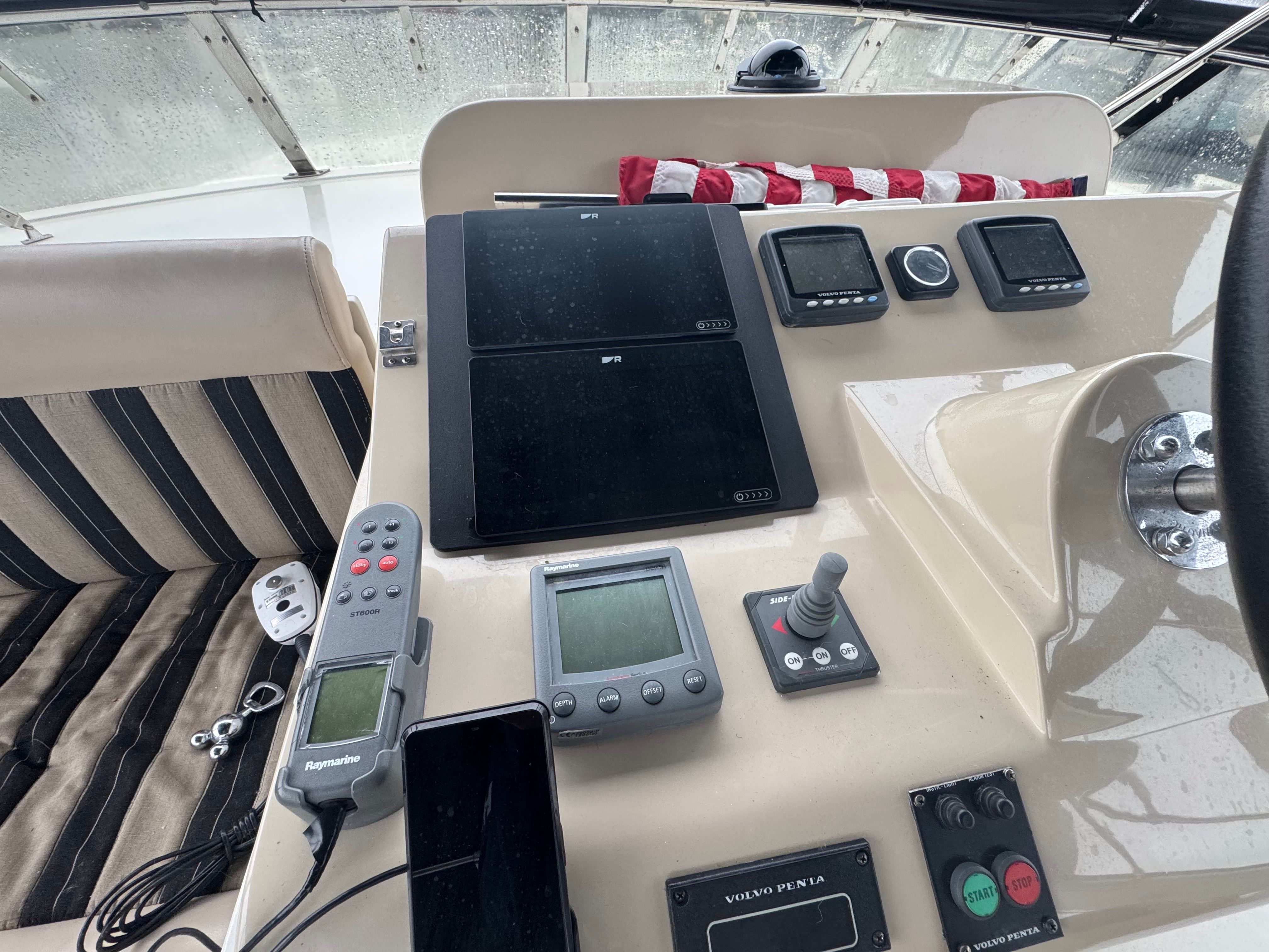 2004 Navigator 61' Classic Pilothouse - 44