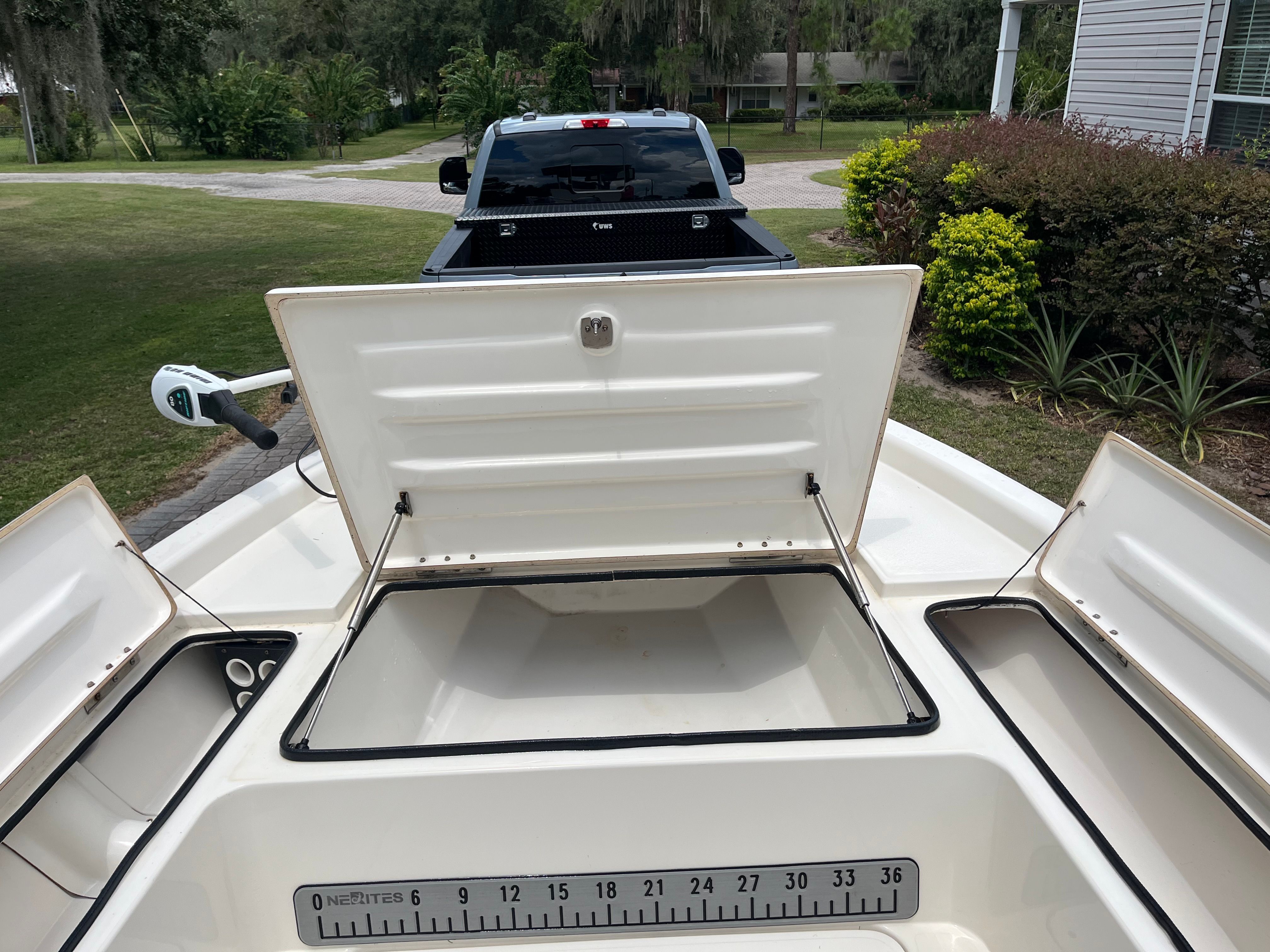 2006 ShearWater 2200 - 8