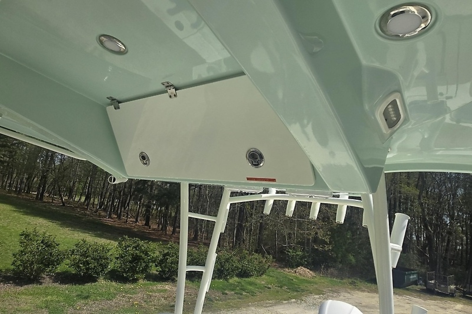 2020 Cobia 320 Center Console - Image 33